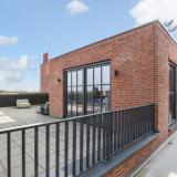 Thomas Morelaan 305 , 2135 WC Hoofddorp