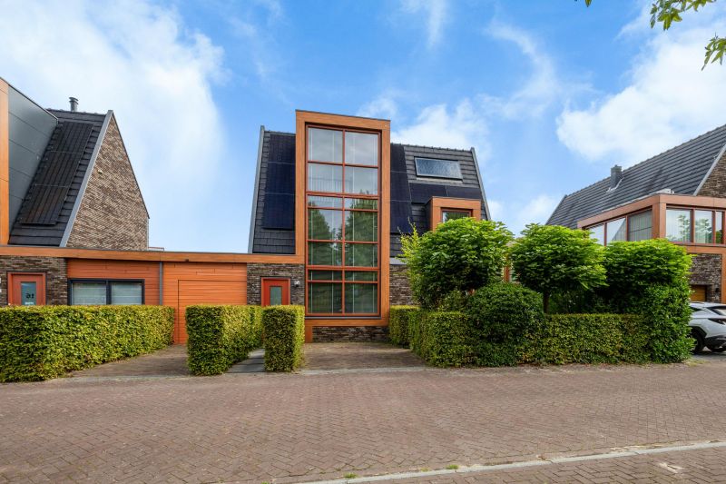 Paros 17 , 2134 AP Hoofddorp