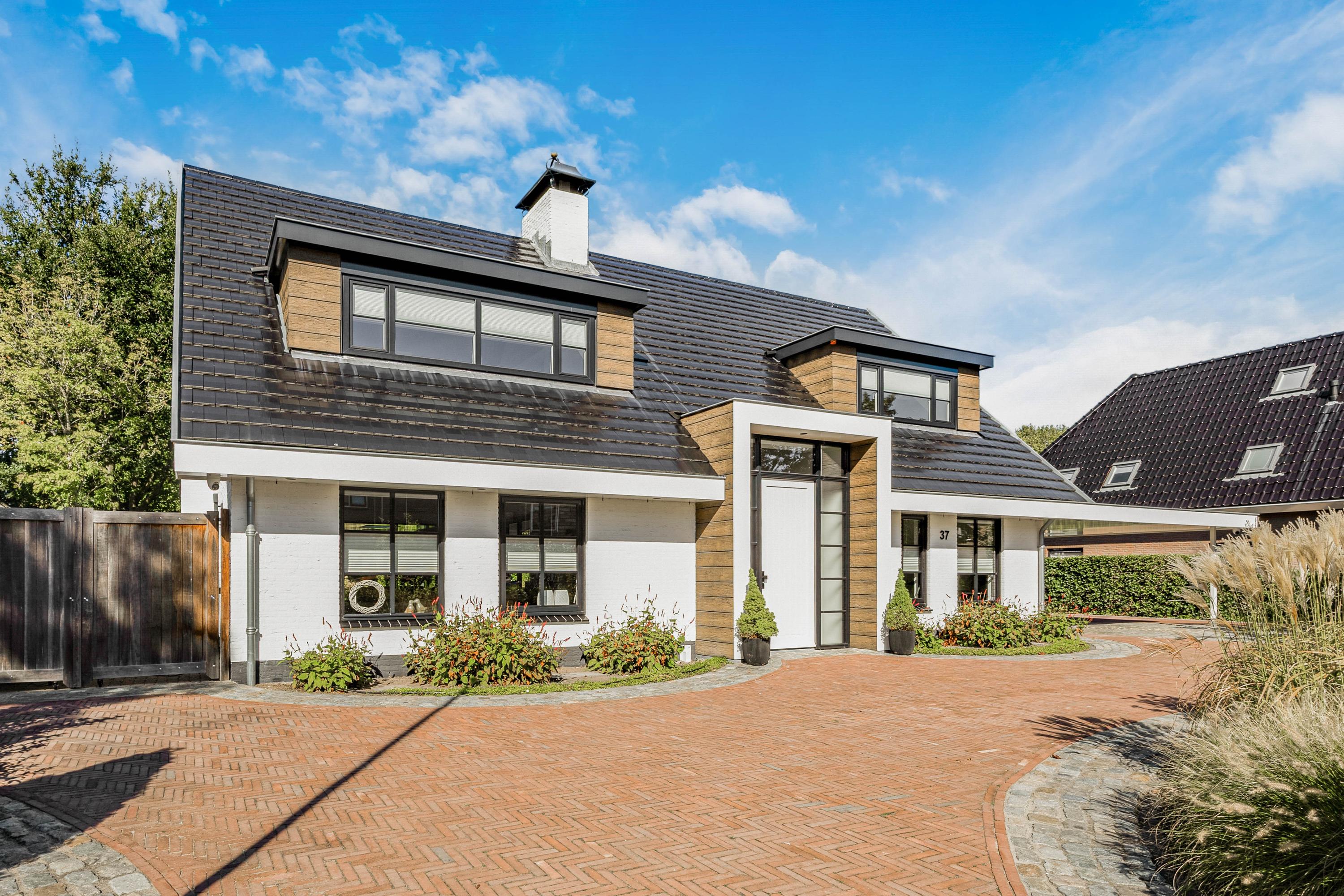 Sportveldweg 37 , 2151 CA Nieuw-vennep