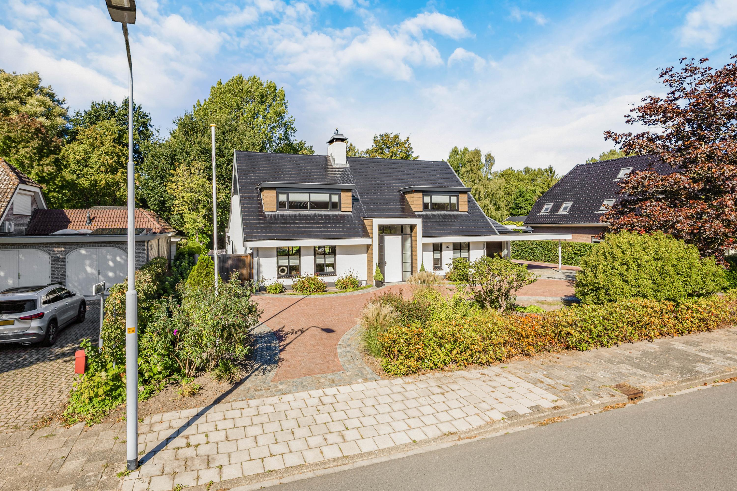 Sportveldweg 37 , 2151 CA Nieuw-vennep