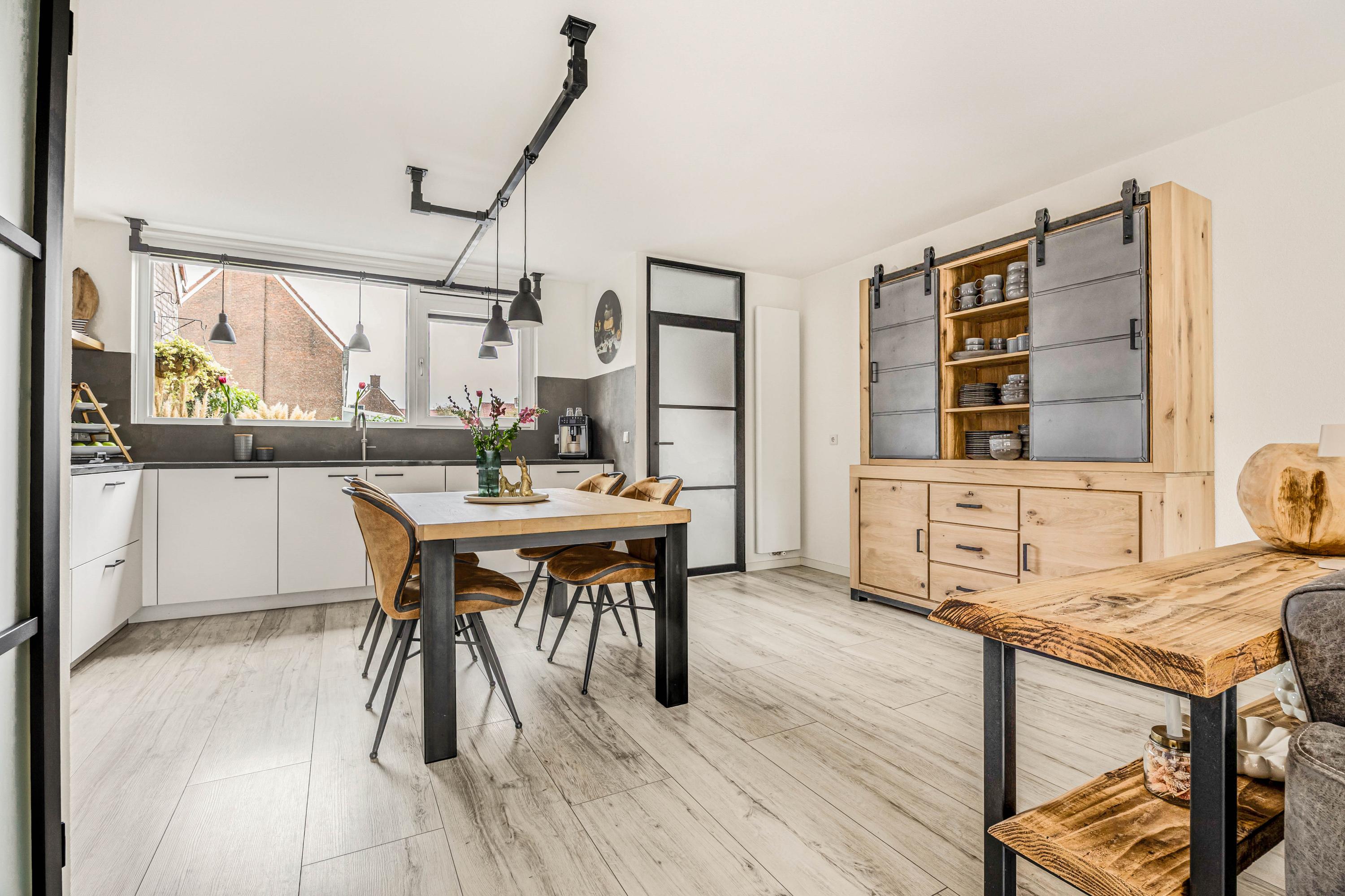 Weerterbos 49 , 2134 HJ Hoofddorp