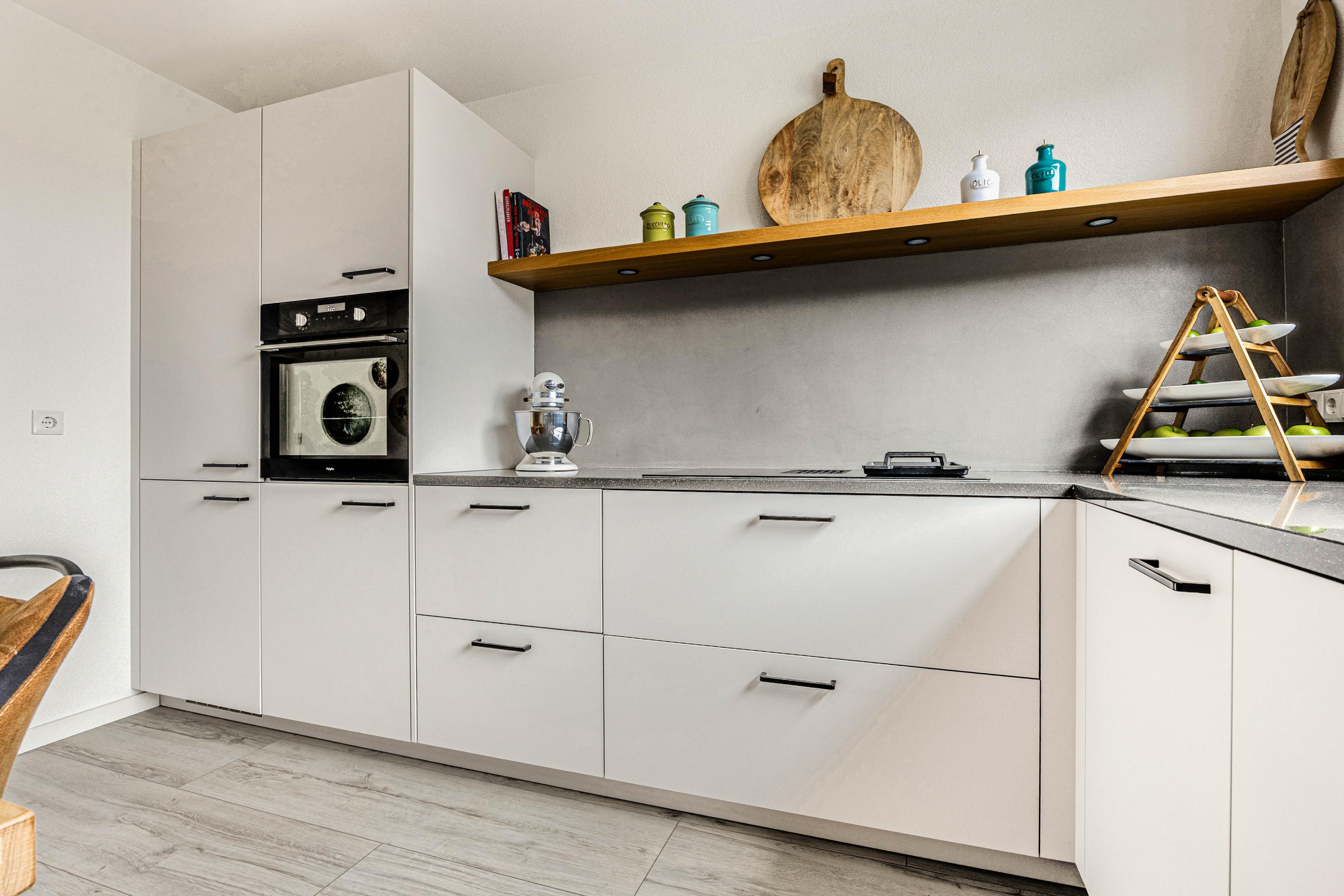 Weerterbos 49 , 2134 HJ Hoofddorp