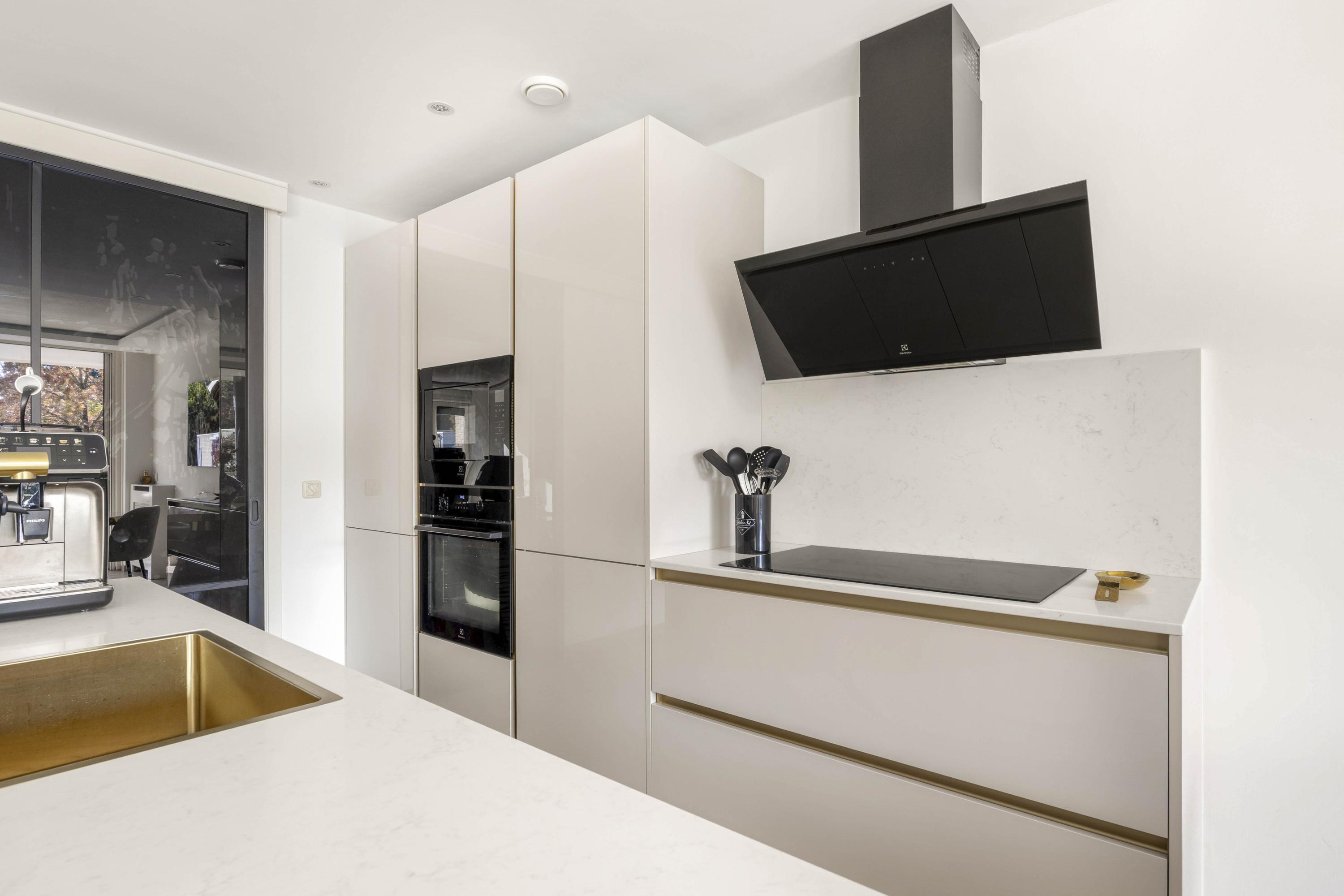 Hoefbladstraat 25 , 2153 EX Nieuw-vennep