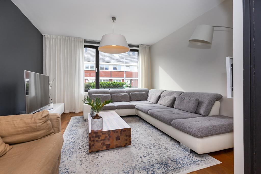 Kalorama 113 , 2132 RC Hoofddorp