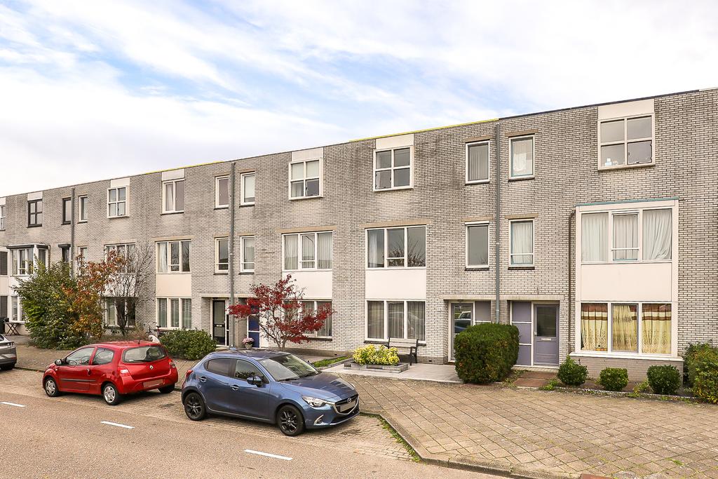 Reina Prinsen Geerligsdreef 71 , 2135 HS Hoofddorp