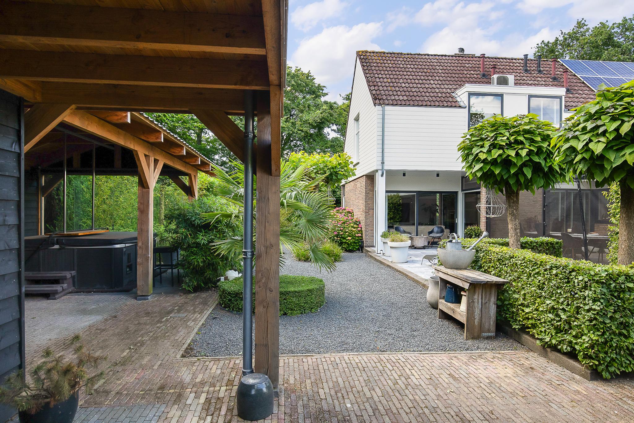 Dokter Van Haeringenplantsoen 28, 2151 AT Nieuw-vennep