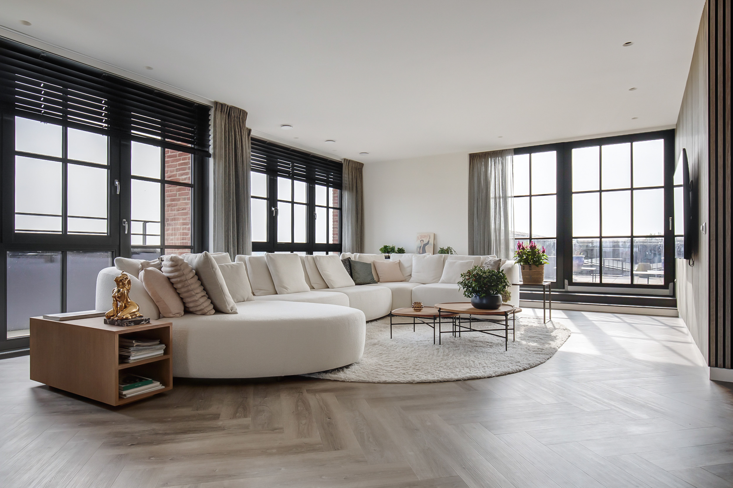 Thomas Morelaan 305 , 2135 WC Hoofddorp