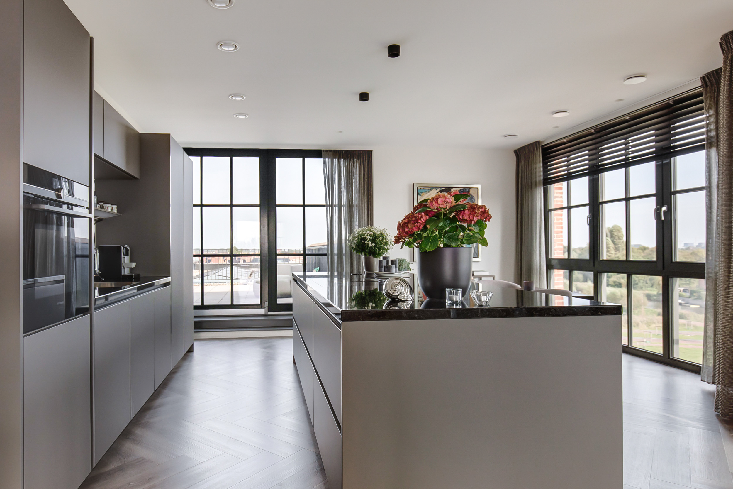 Thomas Morelaan 305 , 2135 WC Hoofddorp