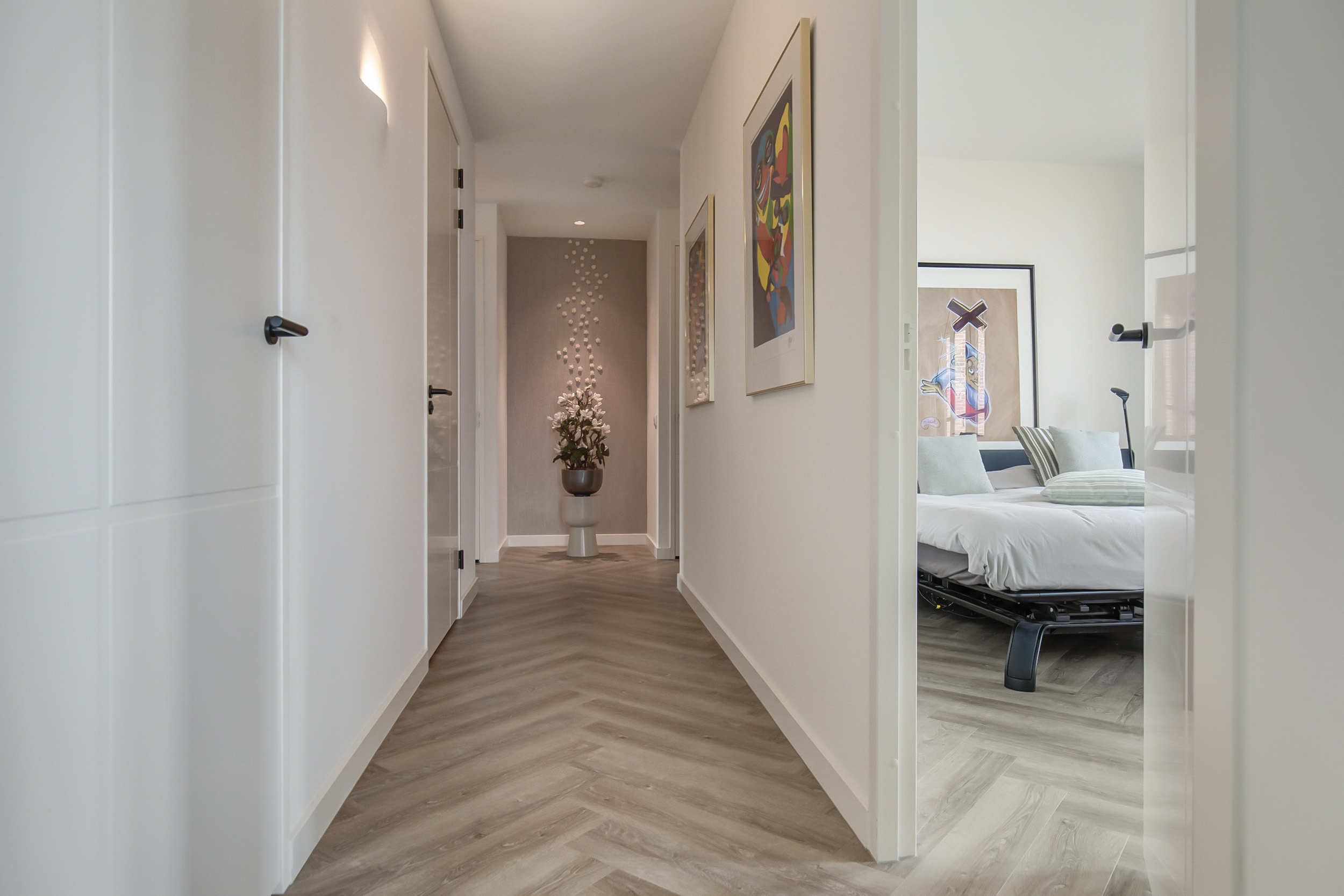 Thomas Morelaan 305 , 2135 WC Hoofddorp