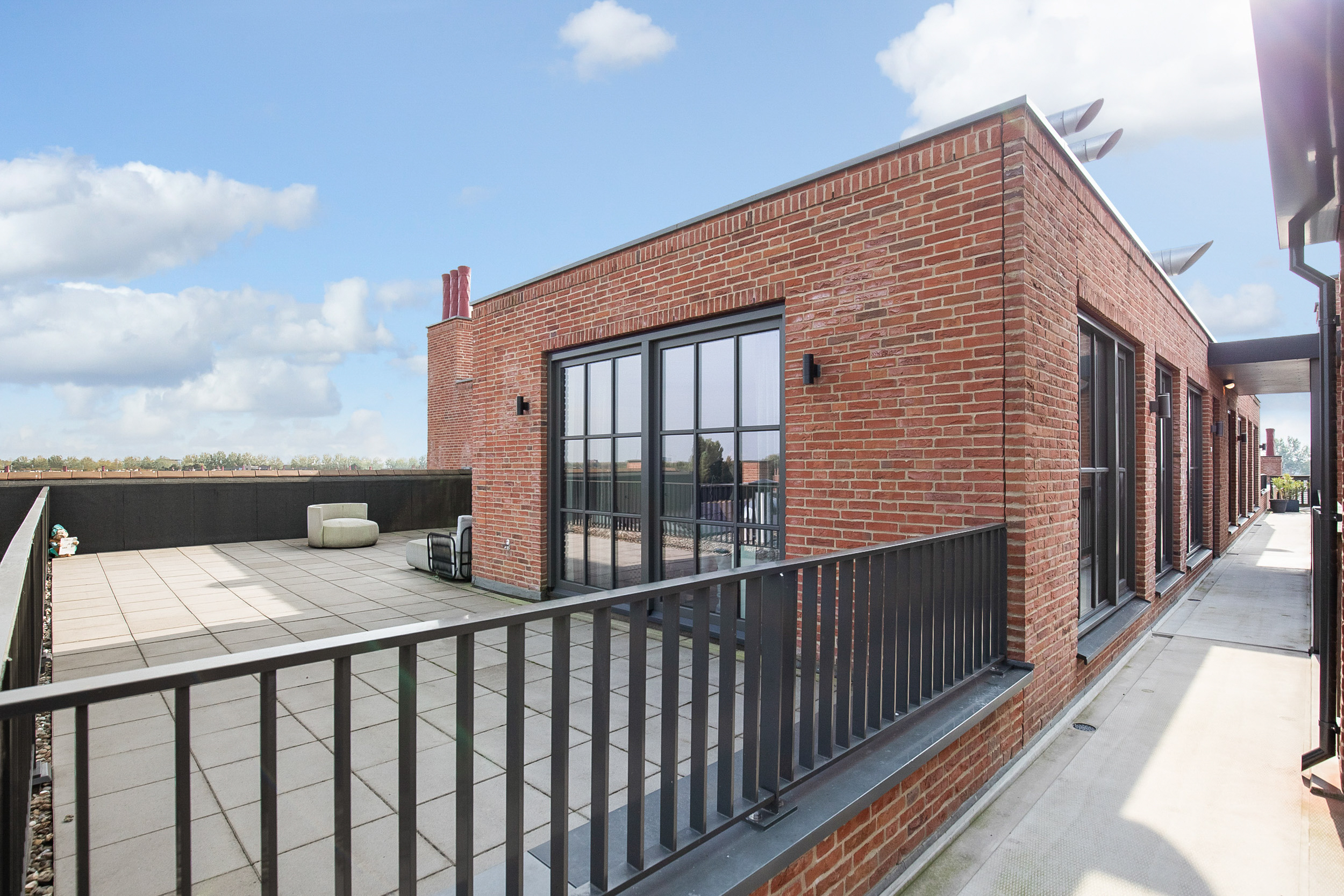 Thomas Morelaan 305 , 2135 WC Hoofddorp