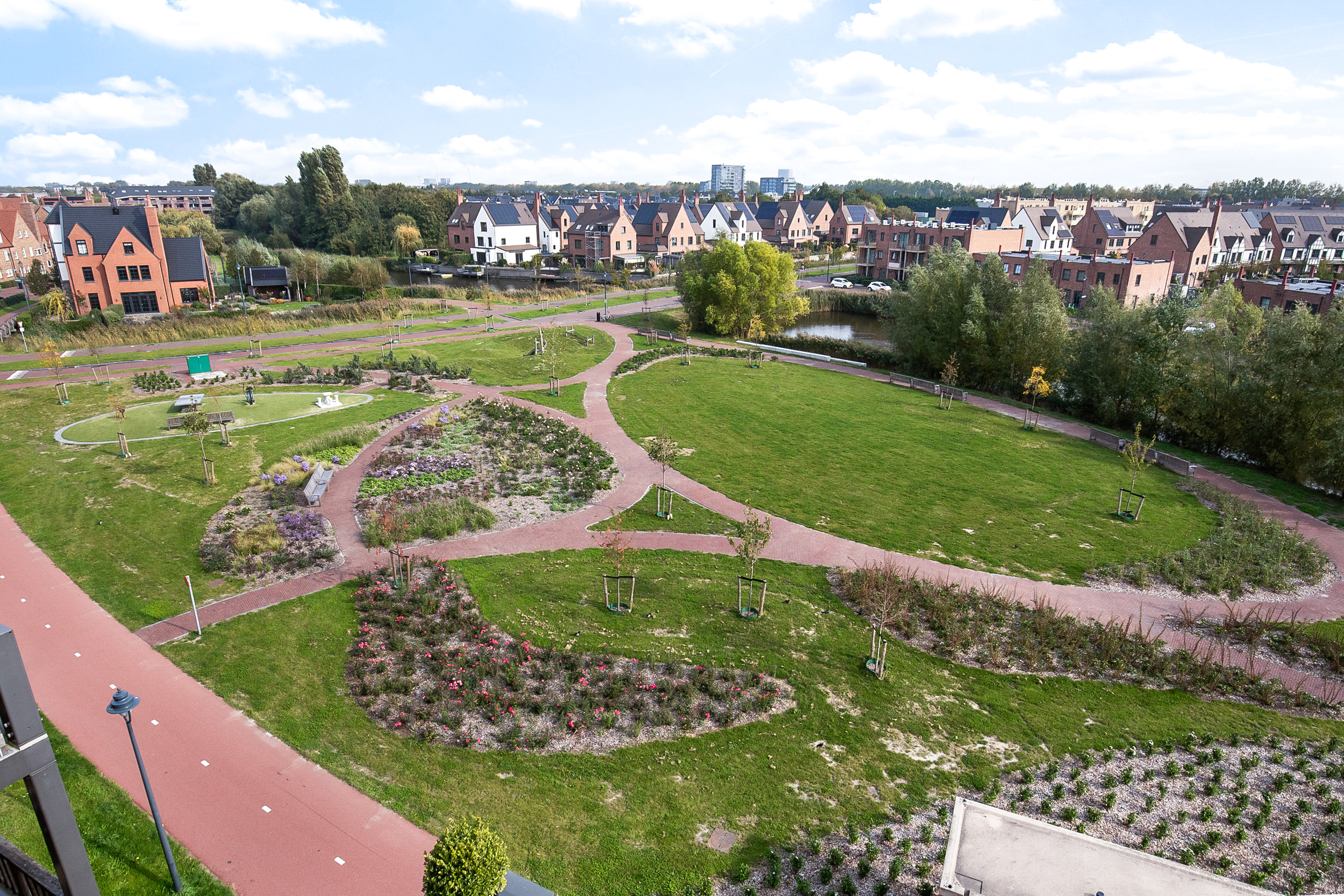 Thomas Morelaan 305 , 2135 WC Hoofddorp