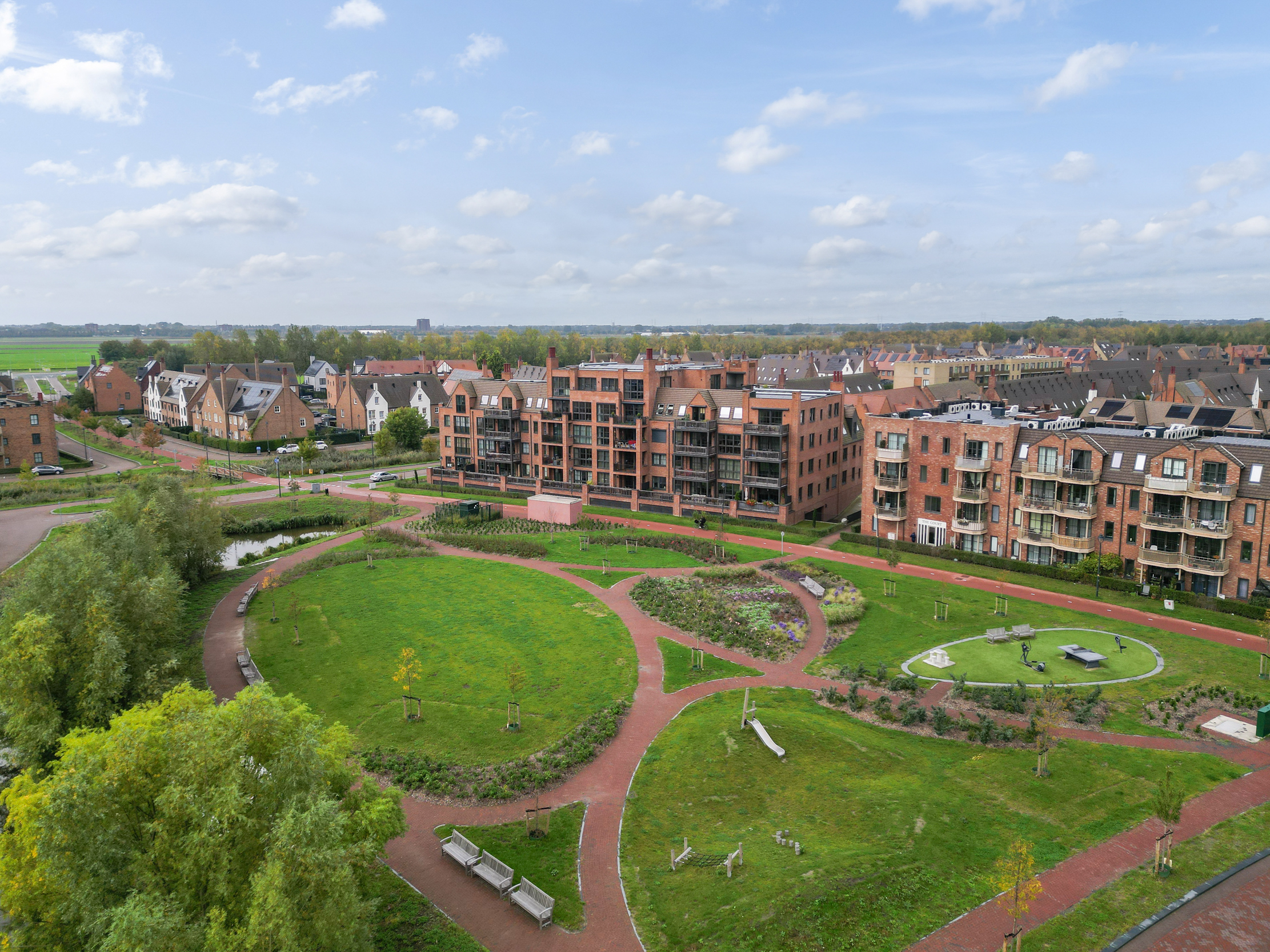 Thomas Morelaan 305 , 2135 WC Hoofddorp