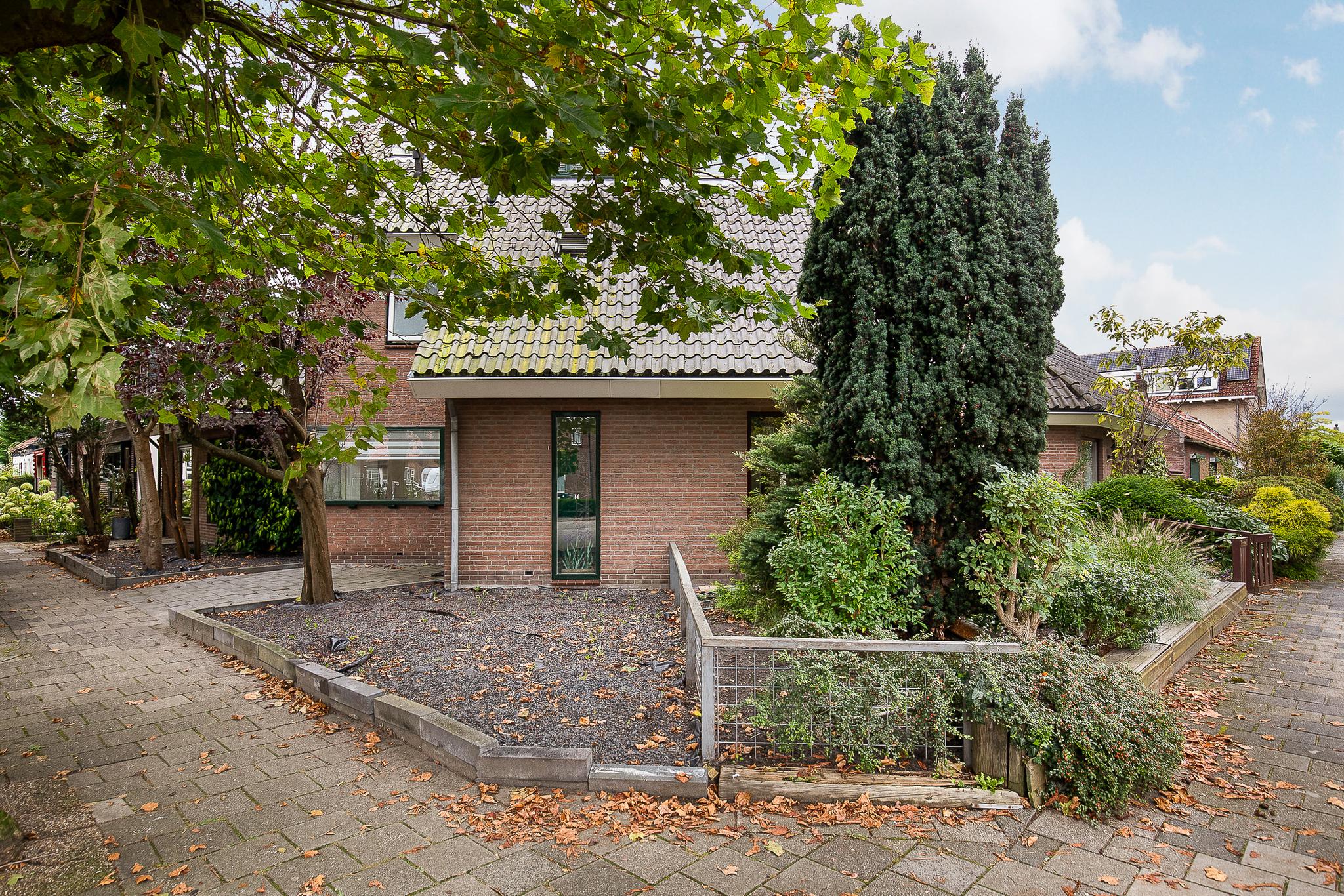 Dorpstraat 16 , 2152 BB Nieuw-vennep