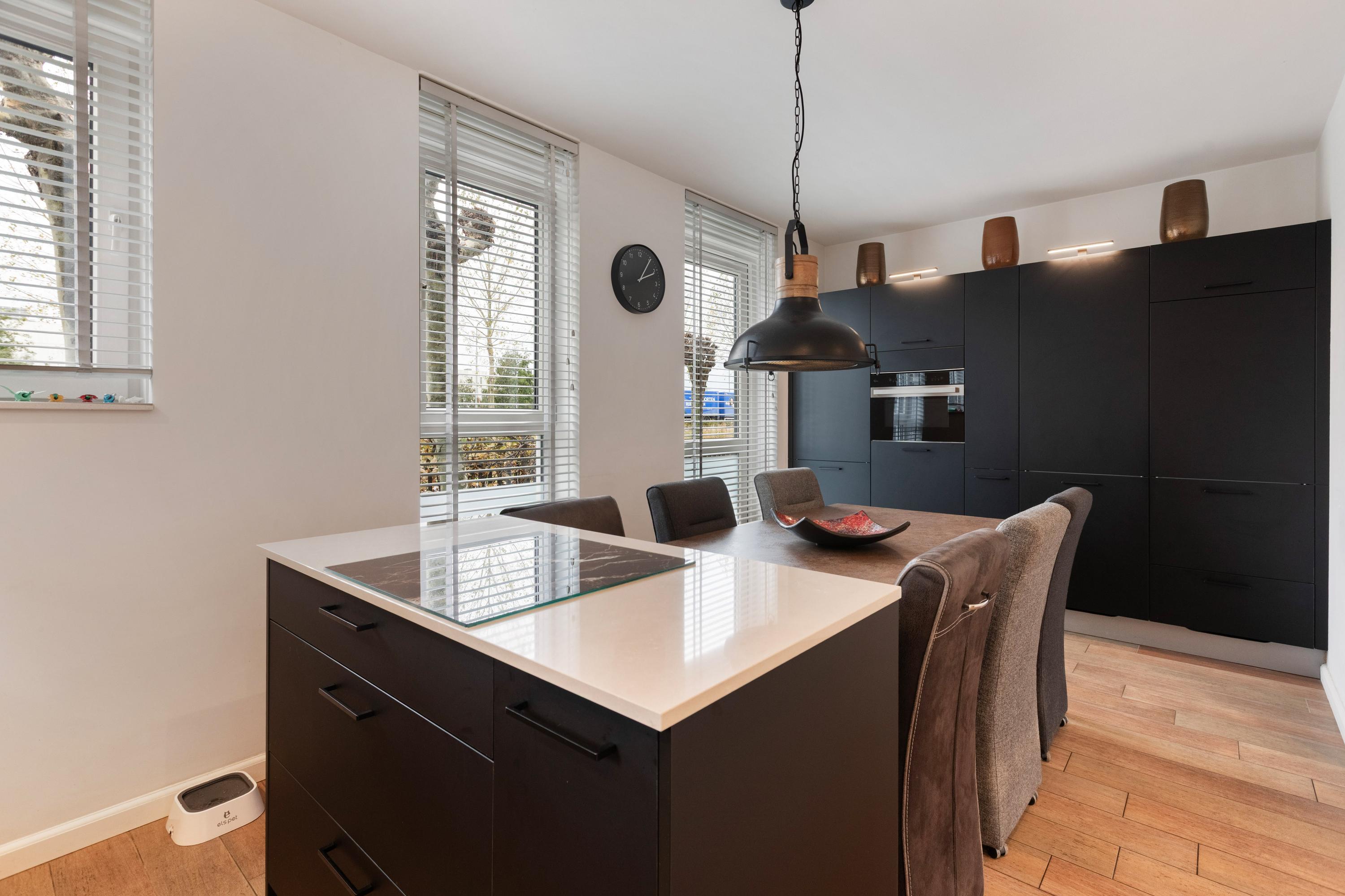 Saarloosstraat 24 , 2134 LZ Hoofddorp