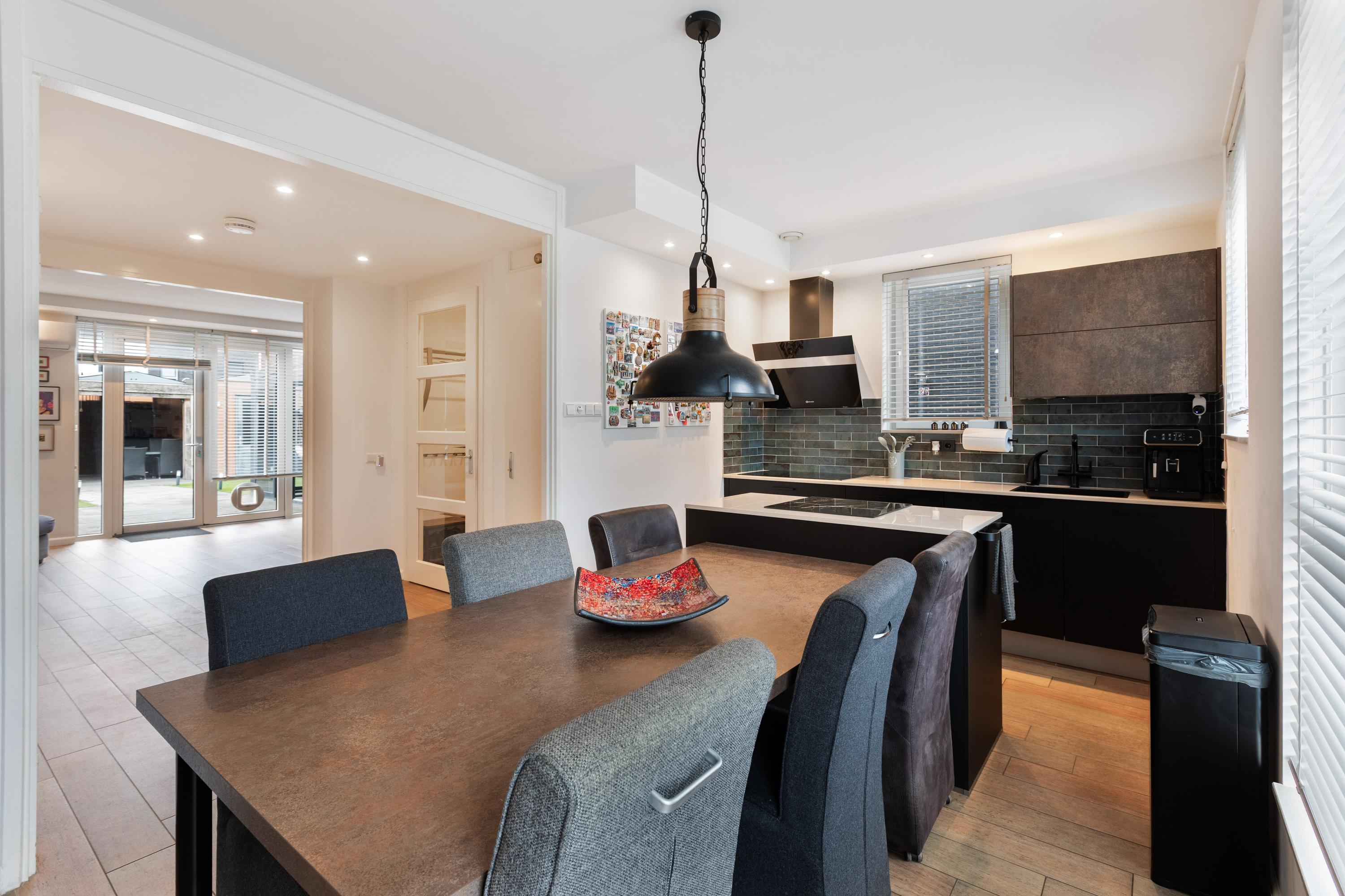 Saarloosstraat 24 , 2134 LZ Hoofddorp