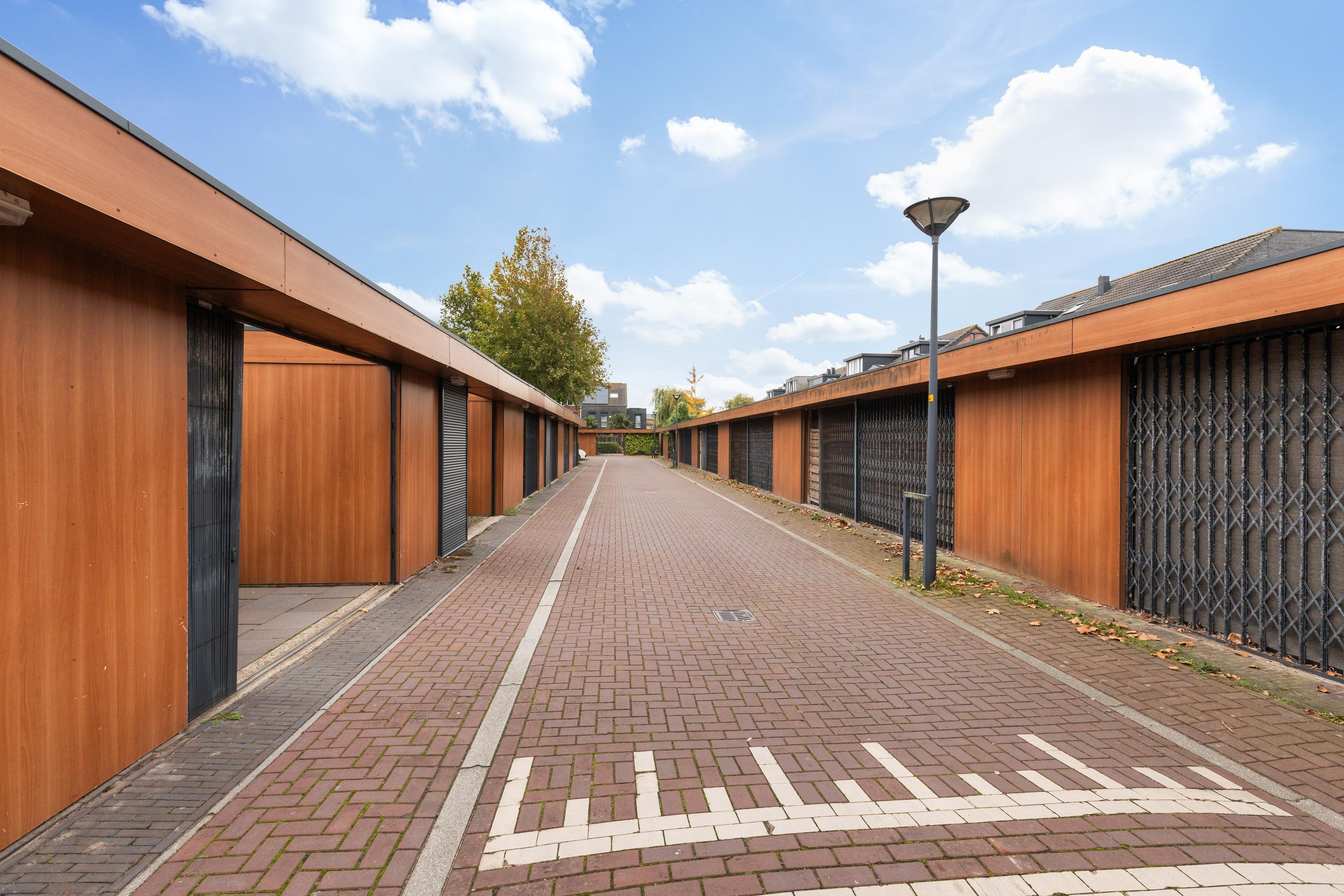 Saarloosstraat 24 , 2134 LZ Hoofddorp