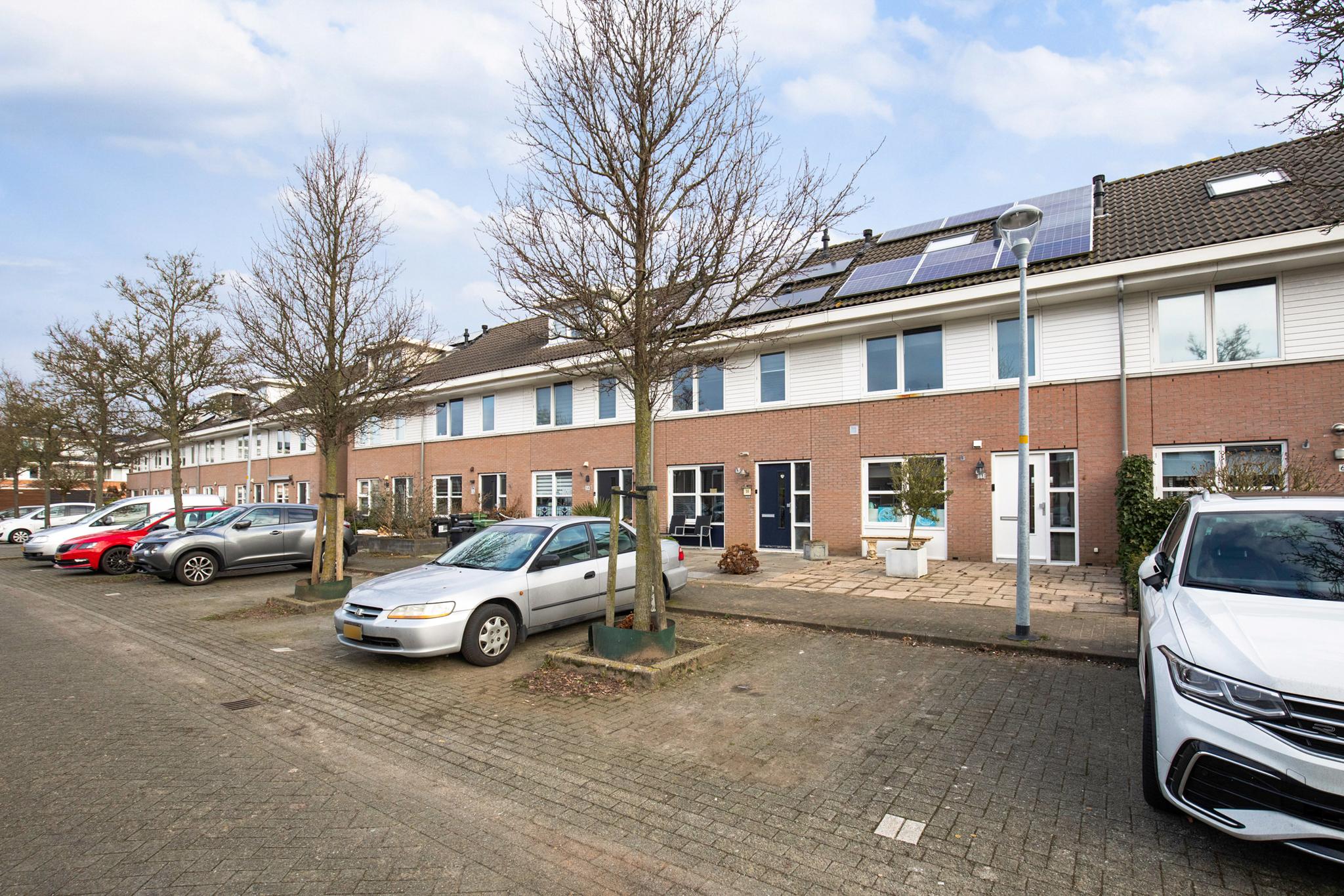 Bachlaan 58 , 2151 GE Nieuw-vennep