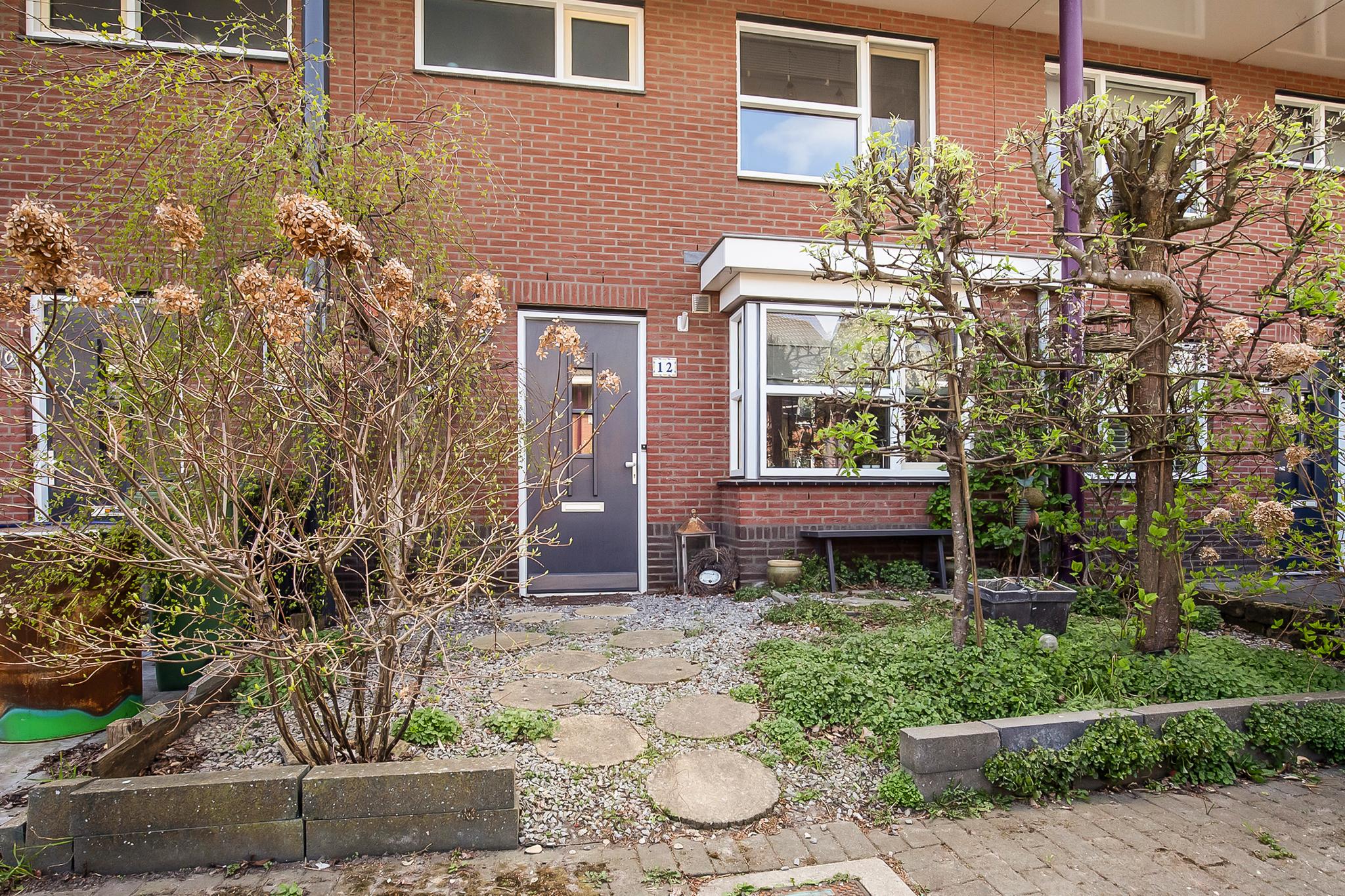 Carmenlaan 12 , 2152 JN Nieuw-vennep