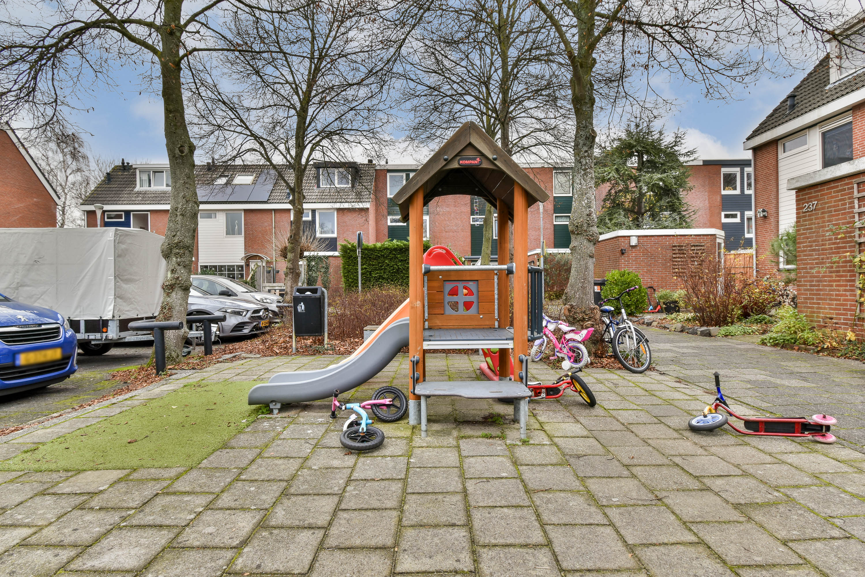 Lindholm 255 , 2133 CT Hoofddorp