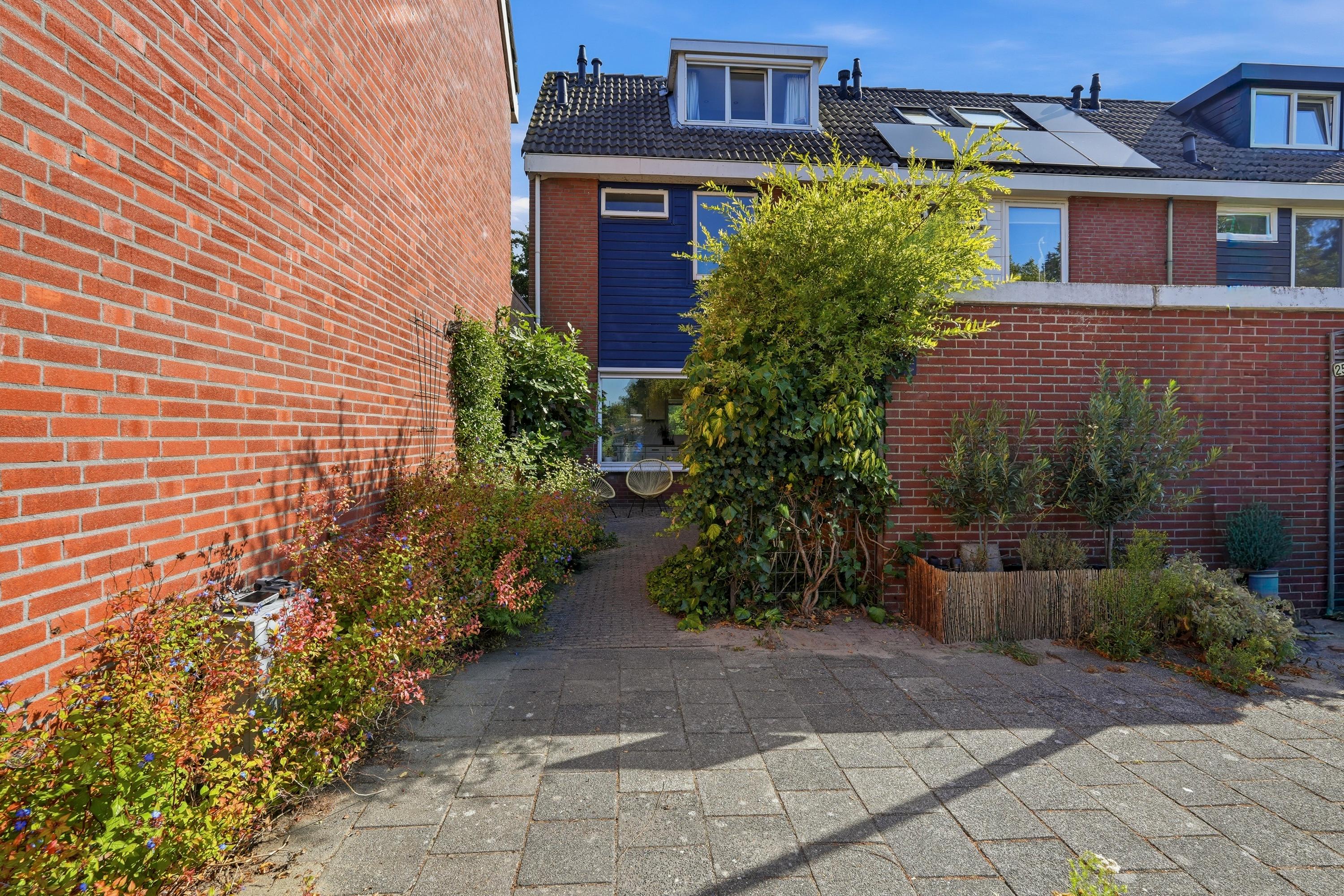 Lindholm 255 , 2133 CT Hoofddorp