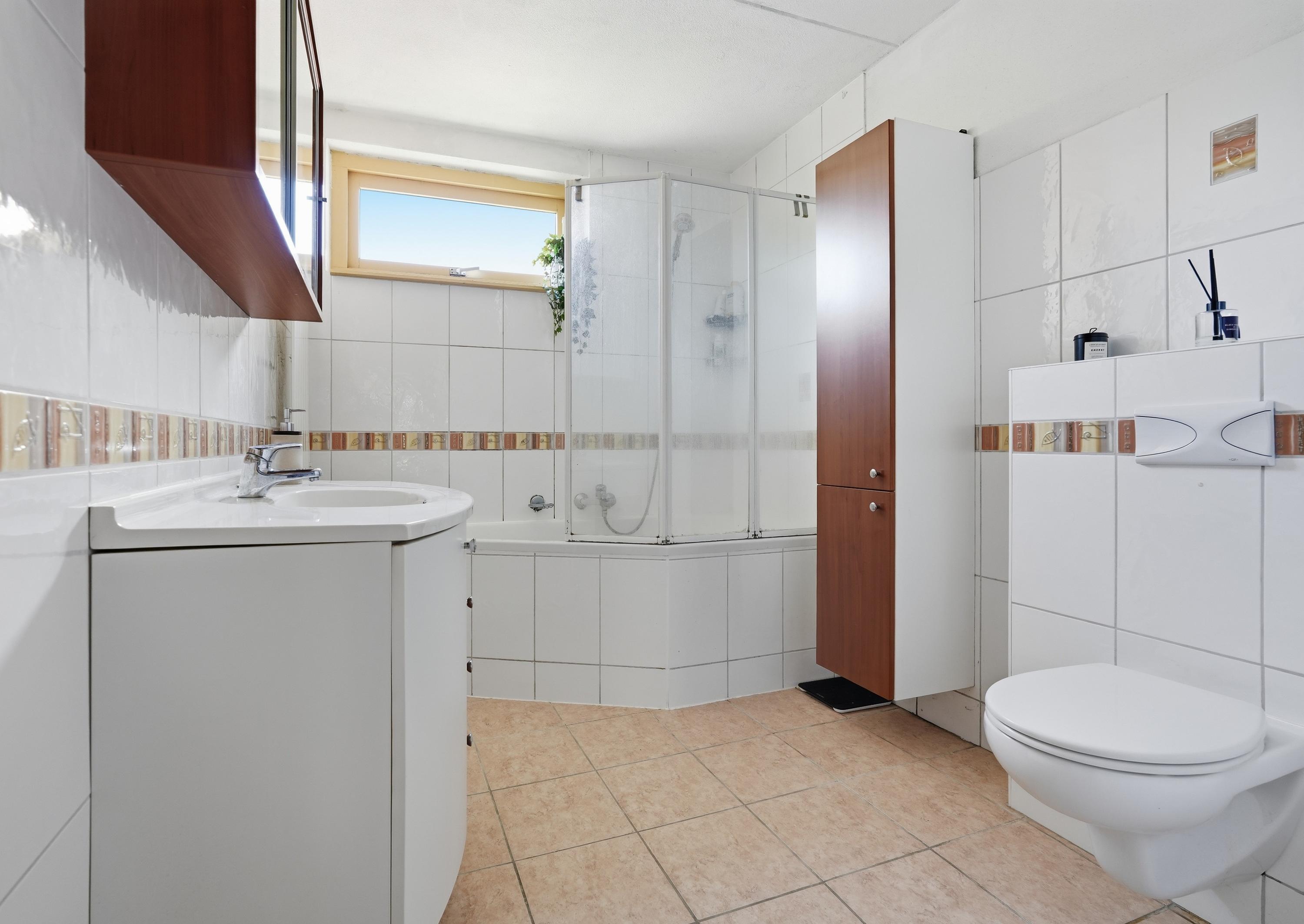 Lindholm 255 , 2133 CT Hoofddorp
