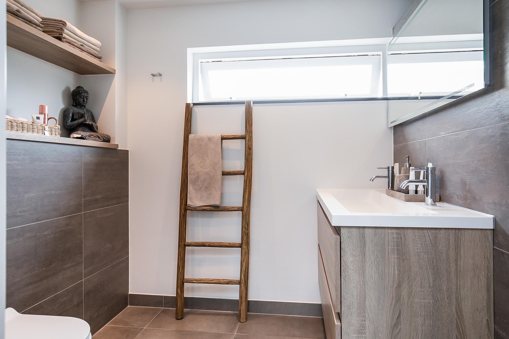 Leden 8 , 2151 SB Nieuw-vennep