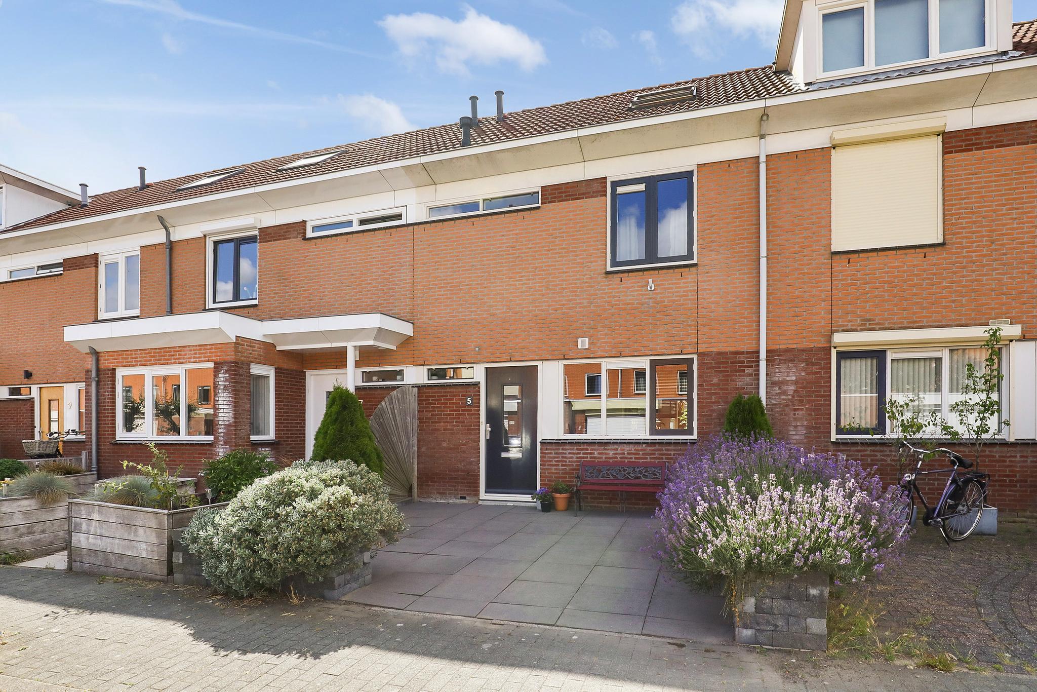Rossinilaan 5 , 2151 GX Nieuw-vennep