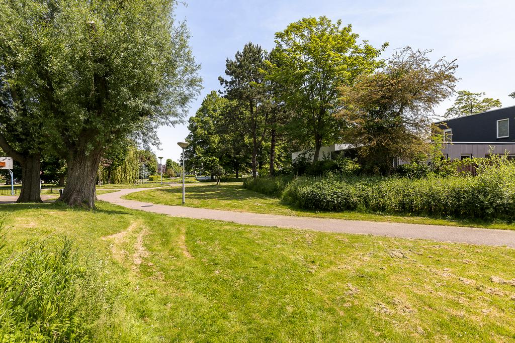 Dokter Van Haeringenplantsoen 10 , 2151 AT Nieuw-vennep