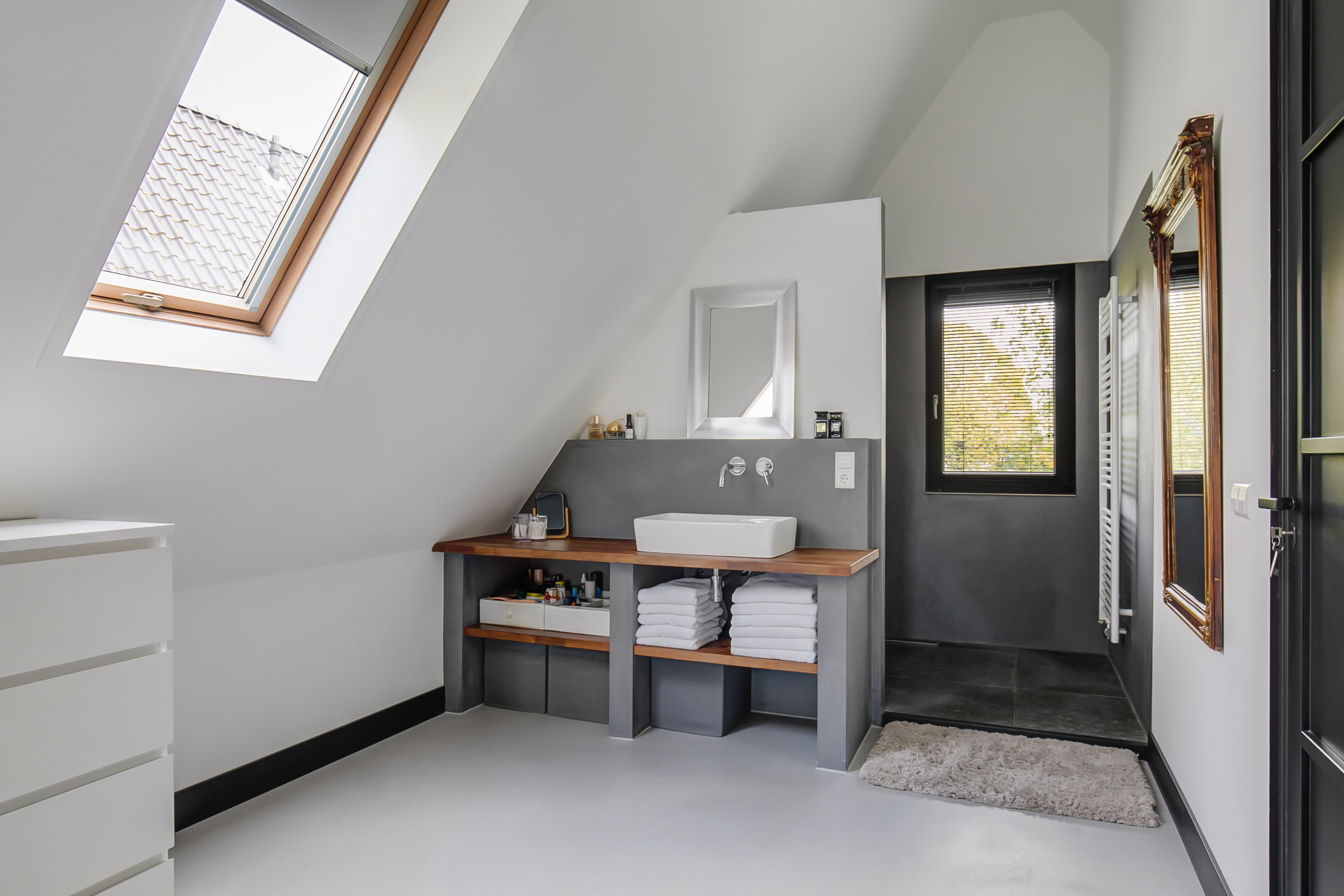 Hoofdweg 1129 , 2152 LK Nieuw-vennep