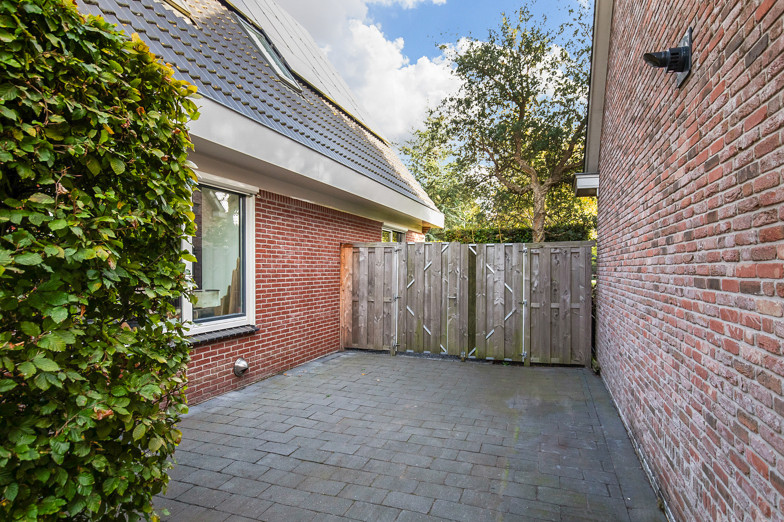 Hoofdweg 1129 , 2152 LK Nieuw-vennep