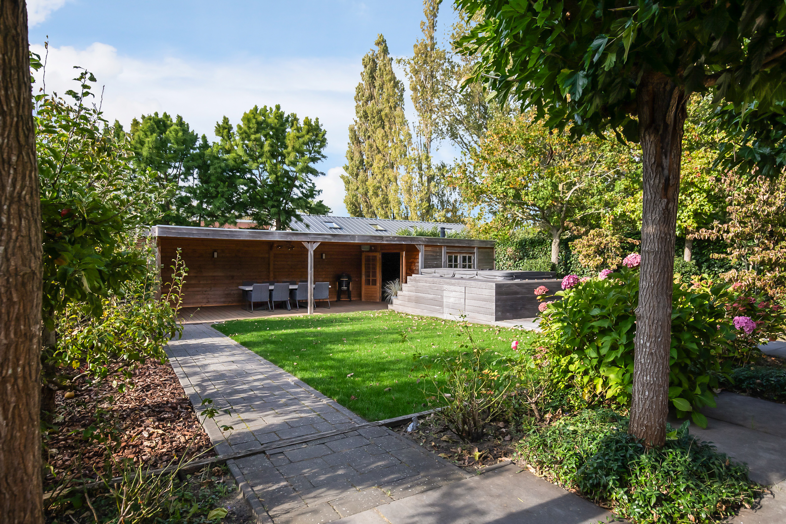 Hoofdweg 1129 , 2152 LK Nieuw-vennep