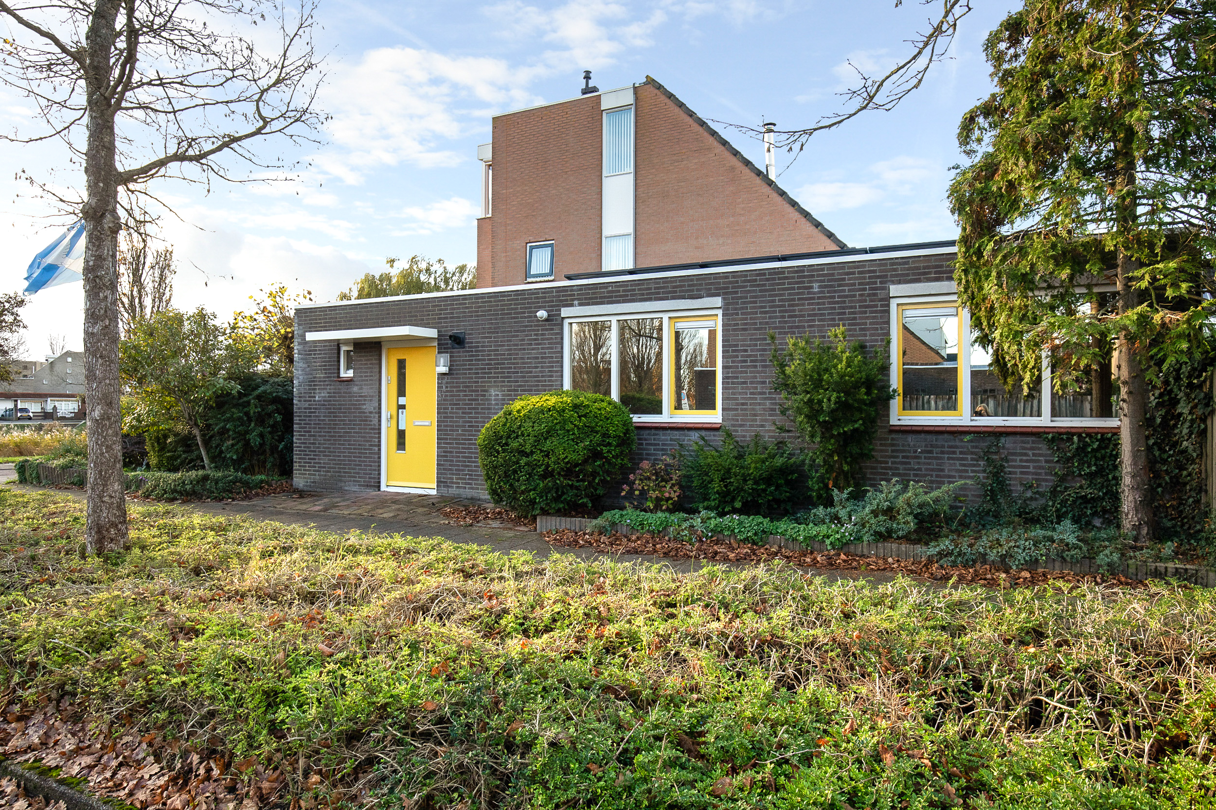 Taniaburg 36 , 2135 BX Hoofddorp