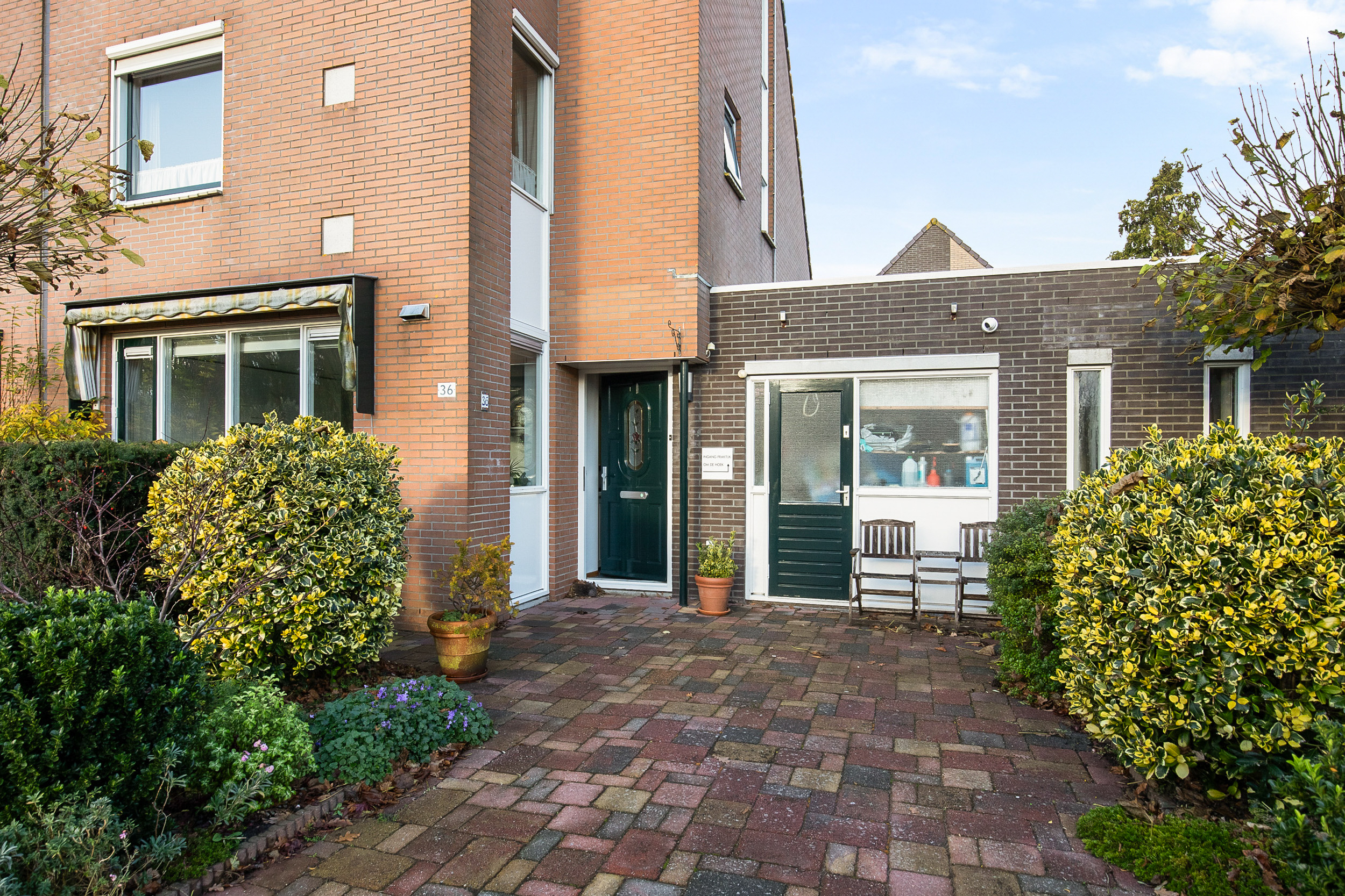 Taniaburg 36 , 2135 BX Hoofddorp