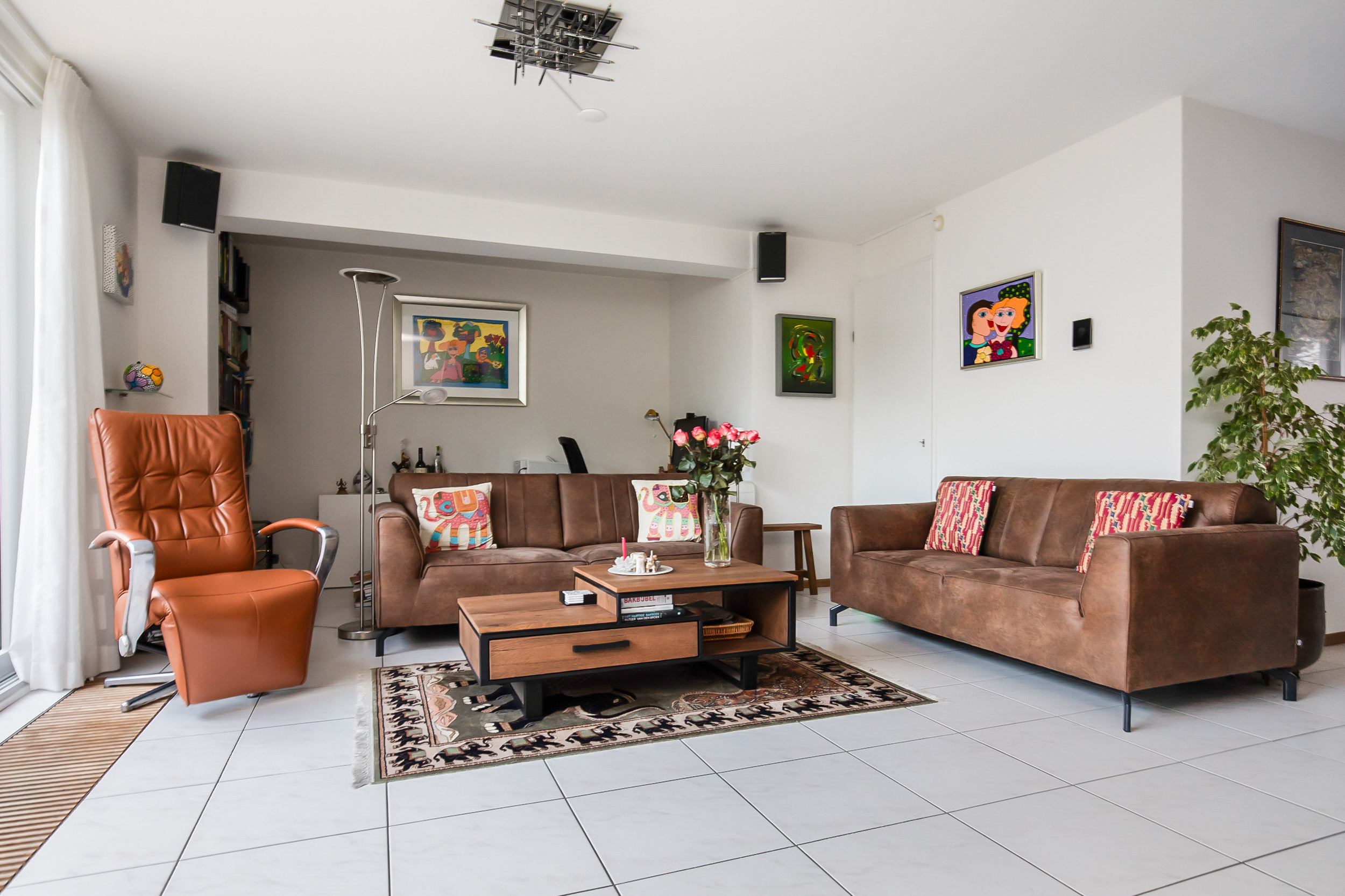 Taniaburg 36 , 2135 BX Hoofddorp