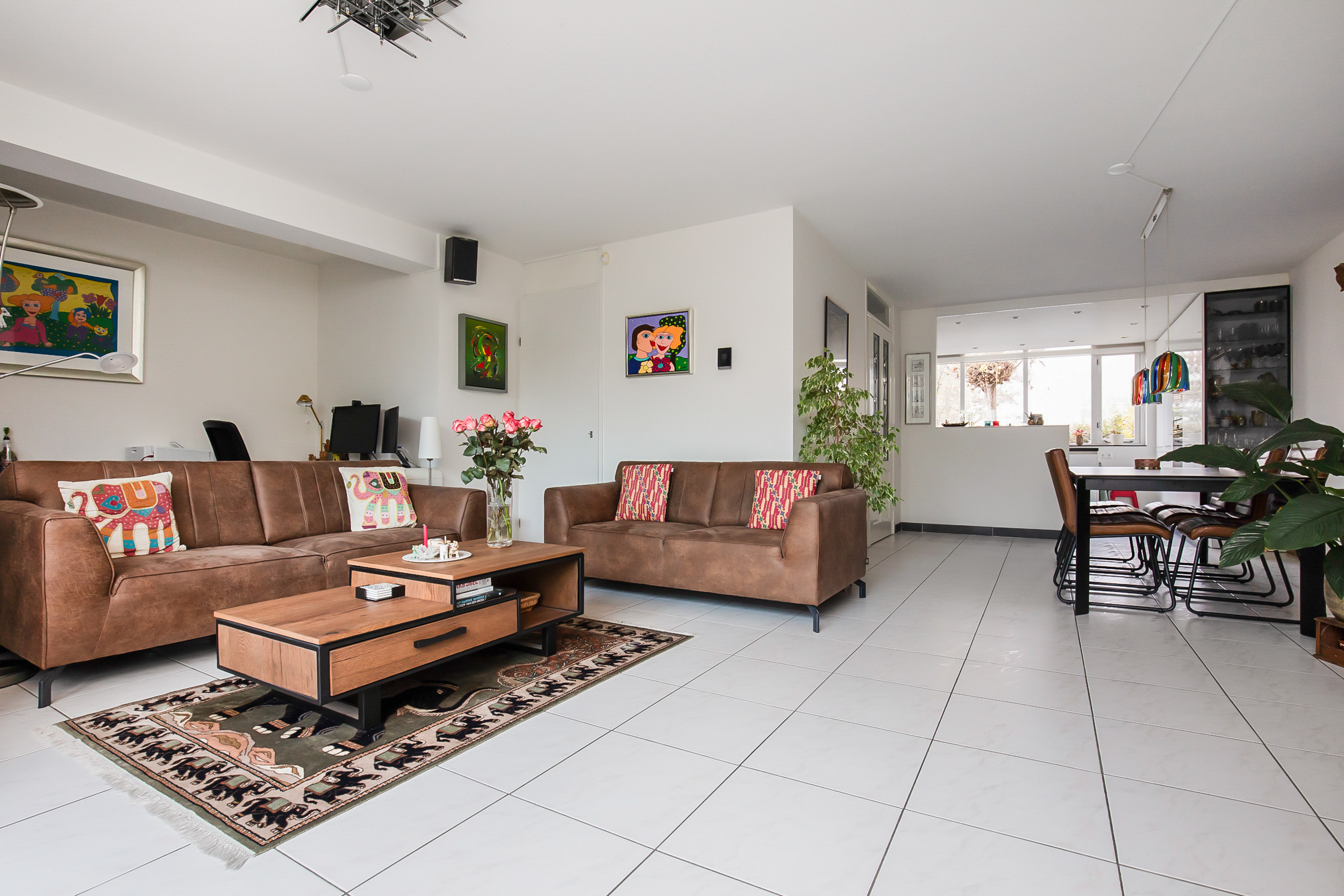 Taniaburg 36 , 2135 BX Hoofddorp