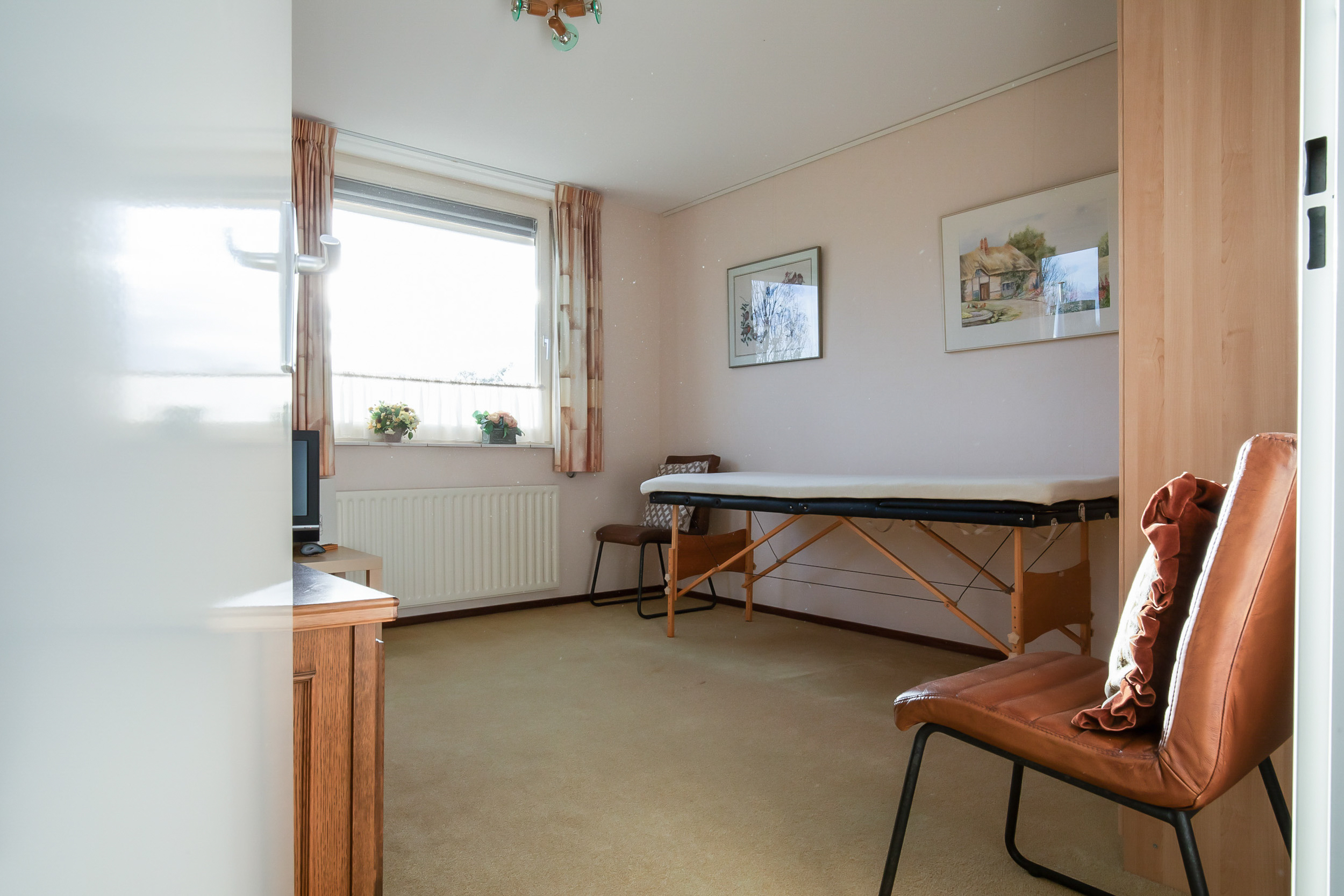 Taniaburg 36 , 2135 BX Hoofddorp