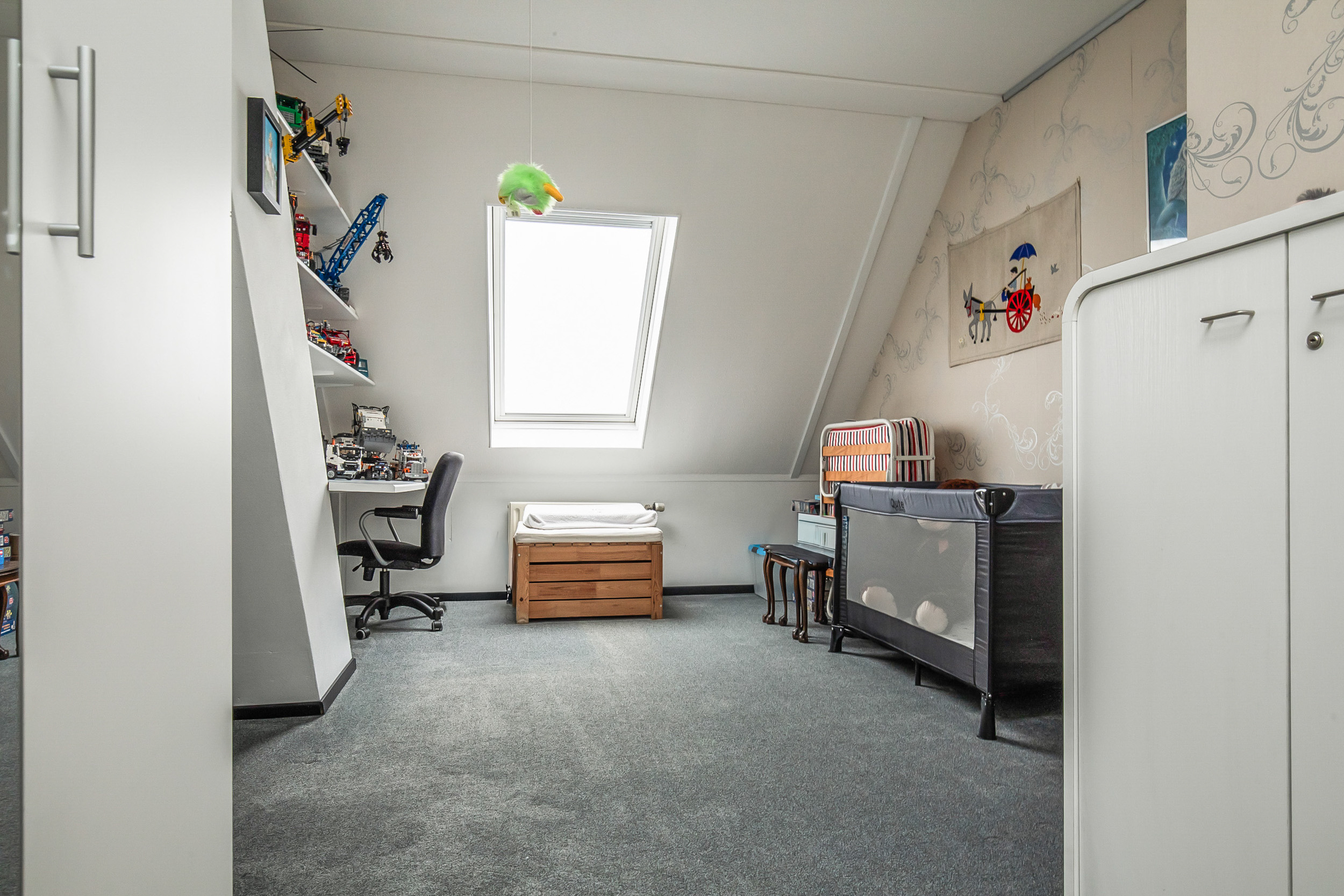 Taniaburg 36 , 2135 BX Hoofddorp