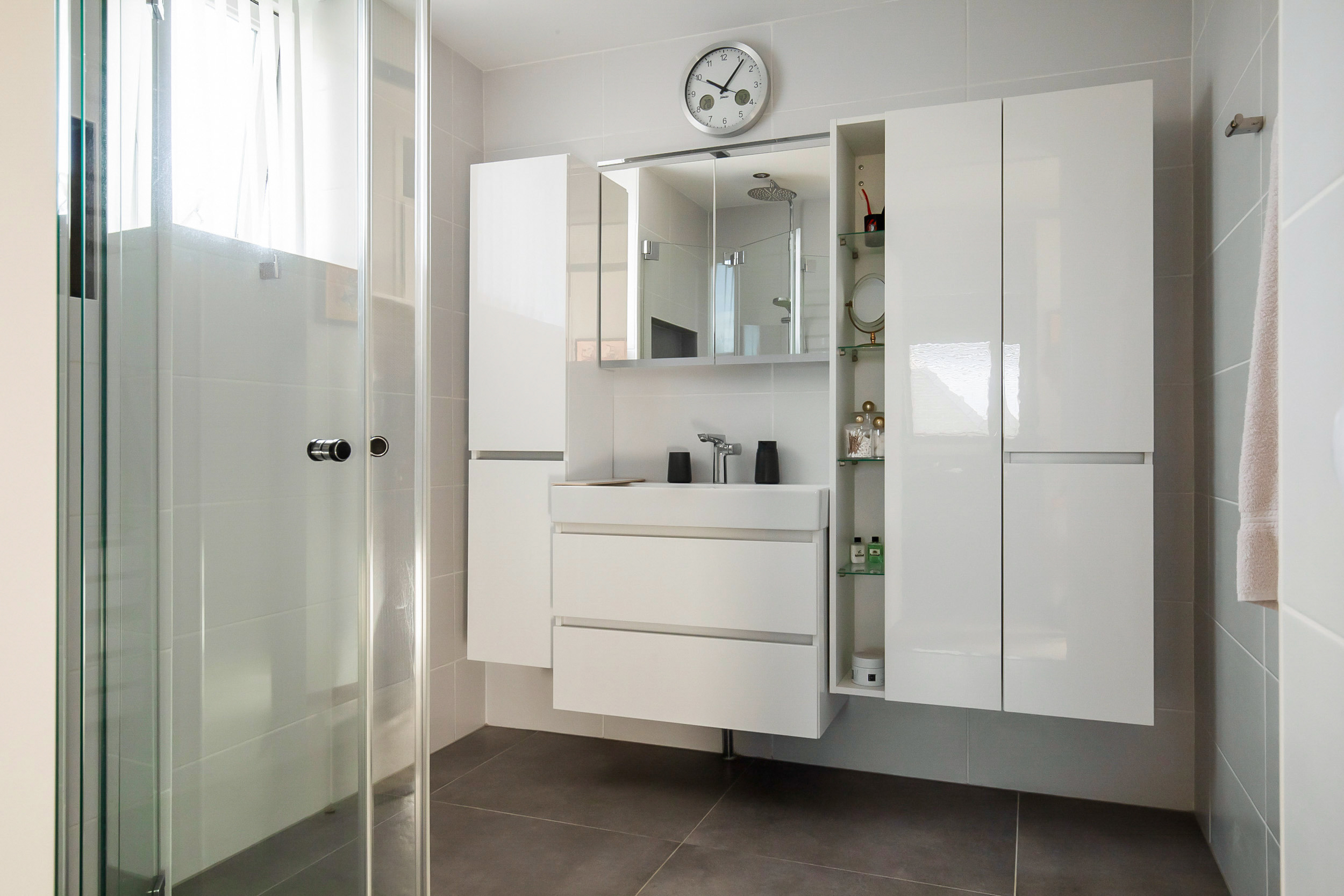 Taniaburg 36 , 2135 BX Hoofddorp