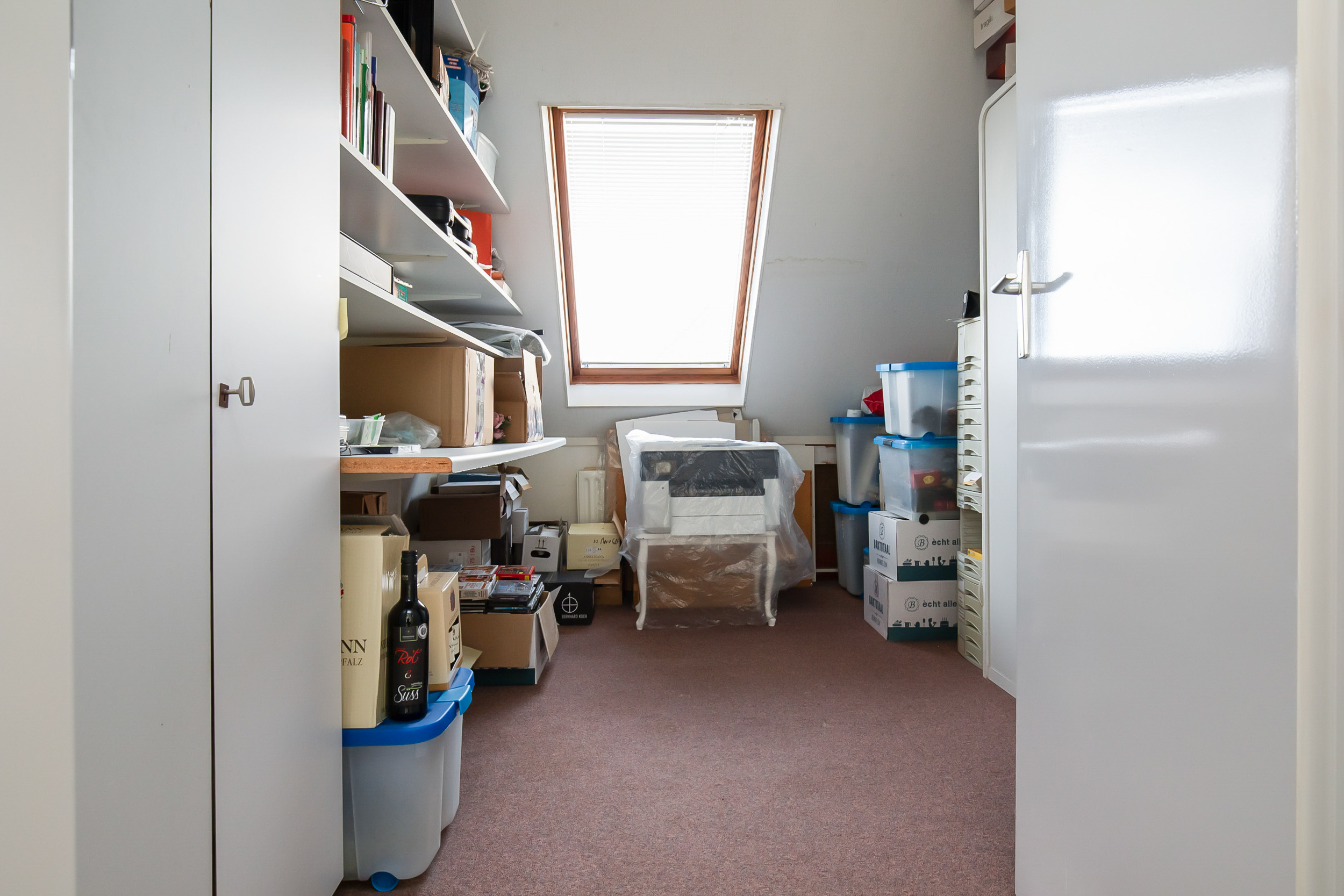 Taniaburg 36 , 2135 BX Hoofddorp