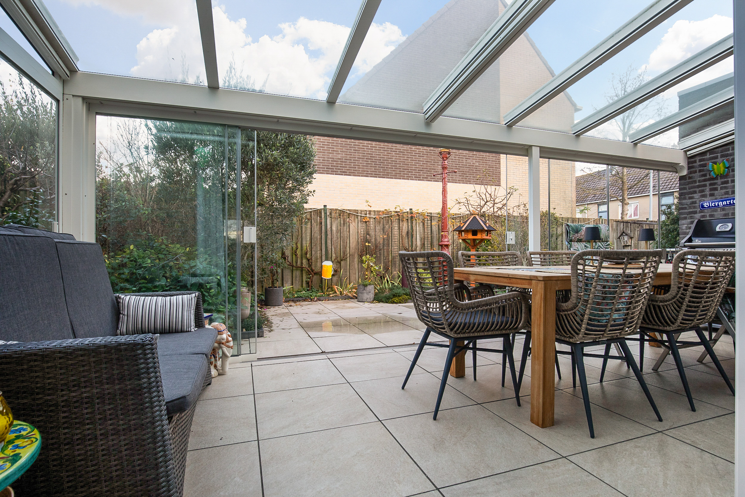 Taniaburg 36 , 2135 BX Hoofddorp