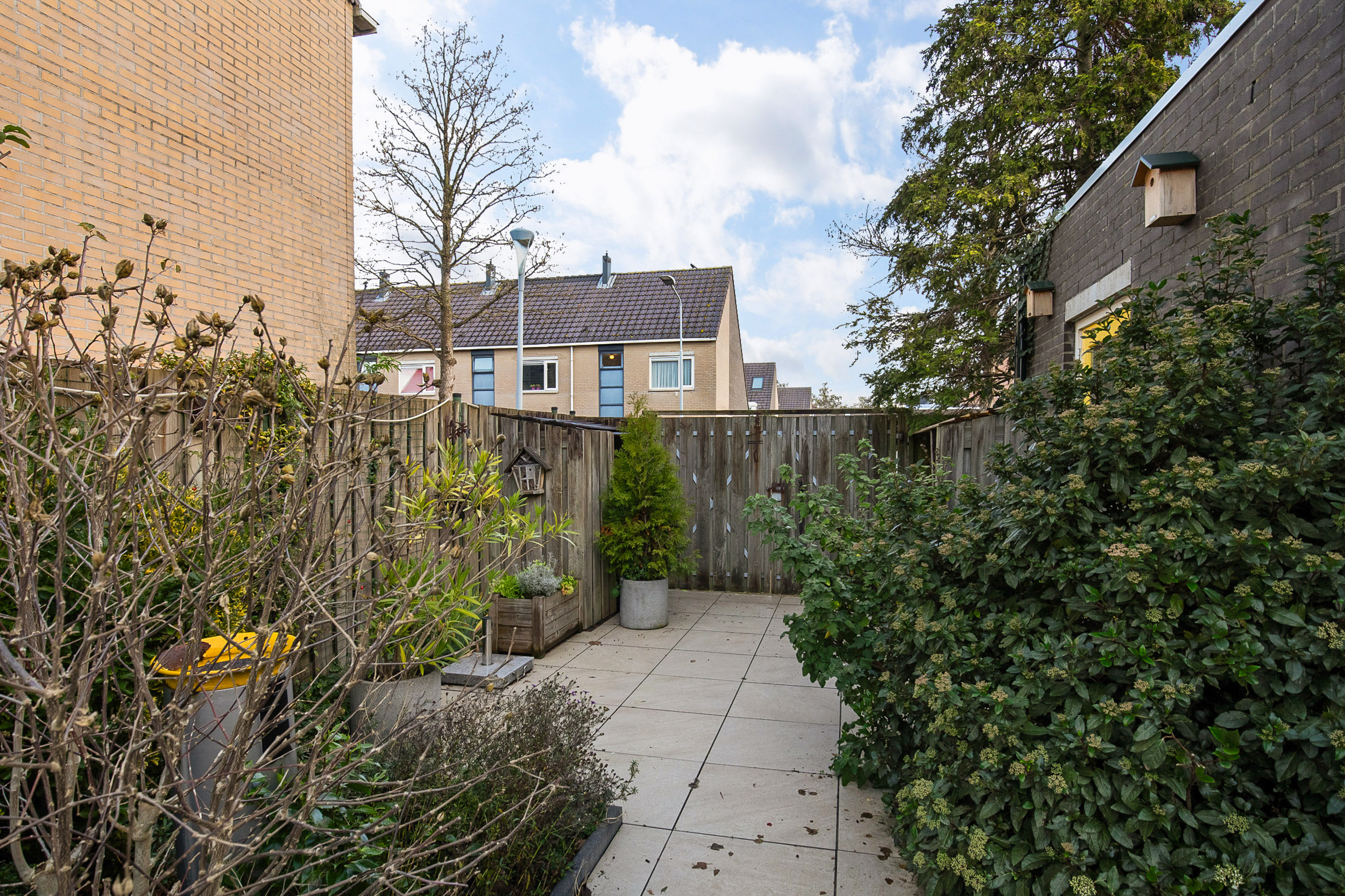 Taniaburg 36 , 2135 BX Hoofddorp