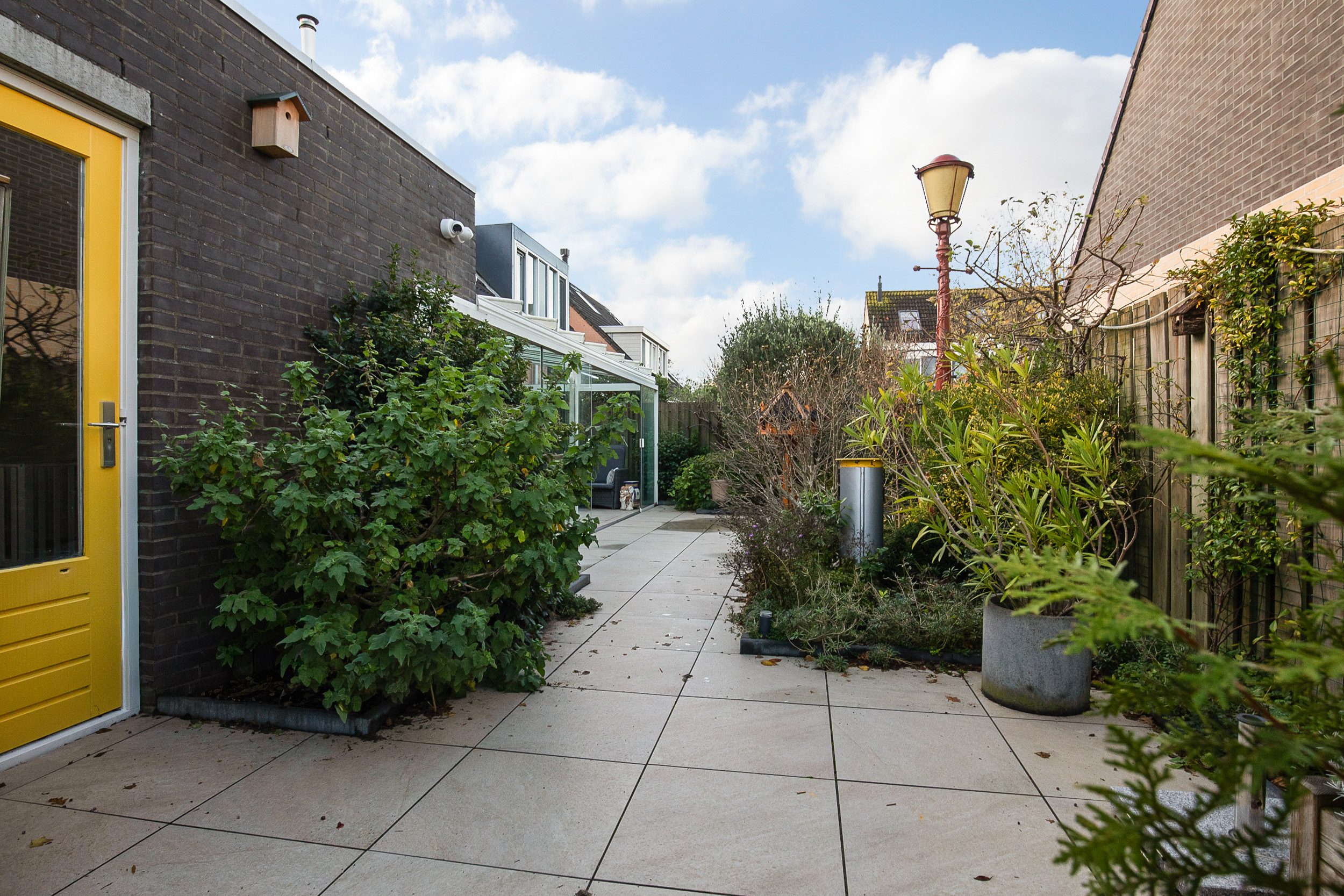 Taniaburg 36 , 2135 BX Hoofddorp