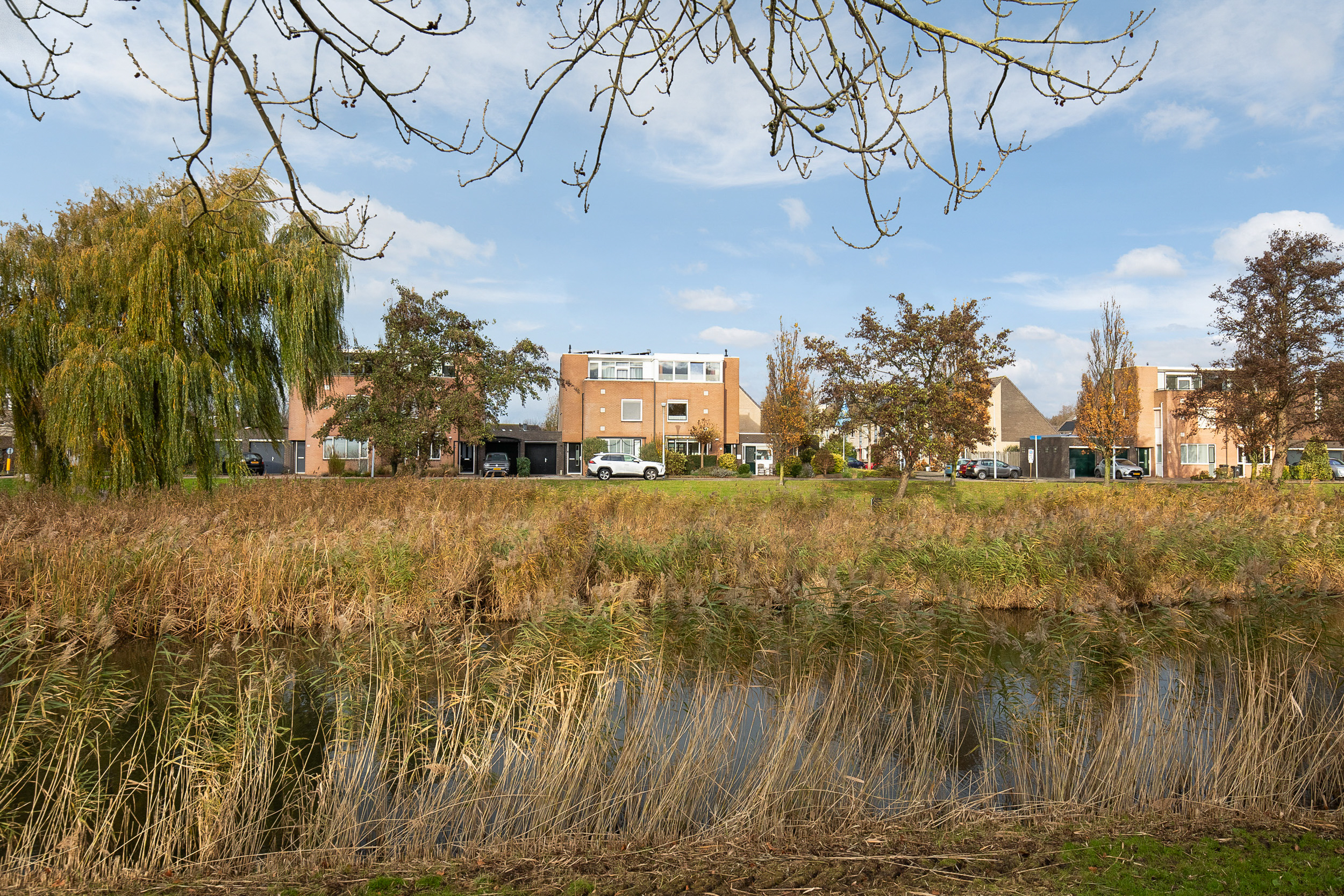 Taniaburg 36 , 2135 BX Hoofddorp