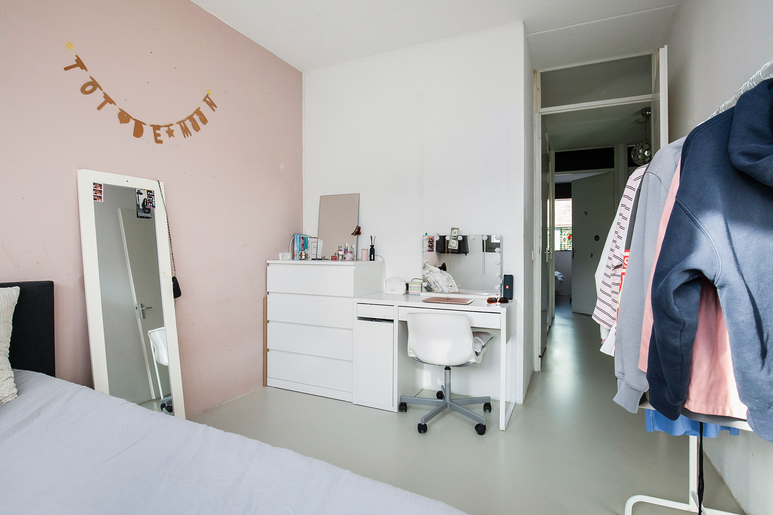 Annie Boshof 6 , 1087 LP Amsterdam