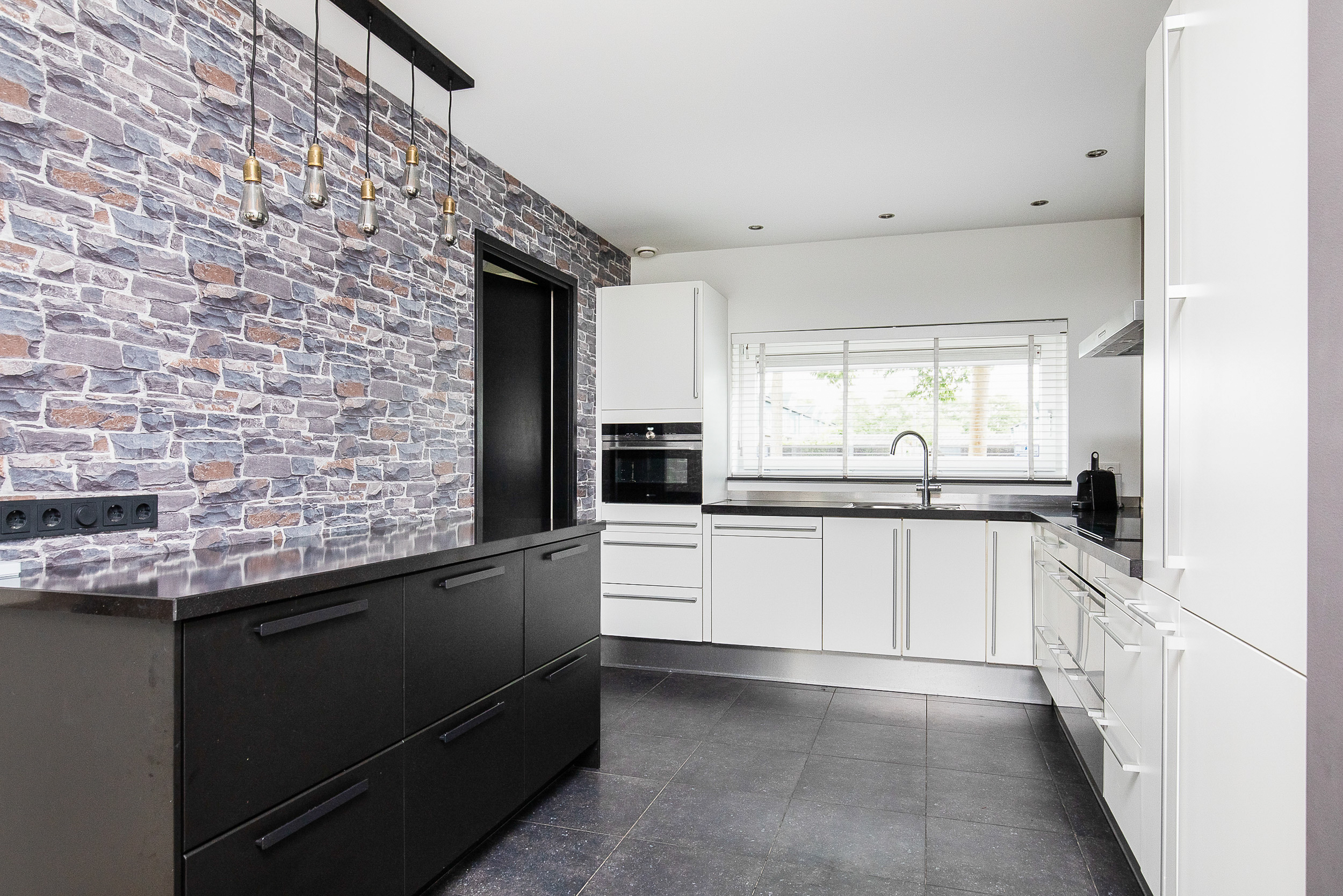 Frederiksveld 4 , 2151 LS Nieuw-vennep