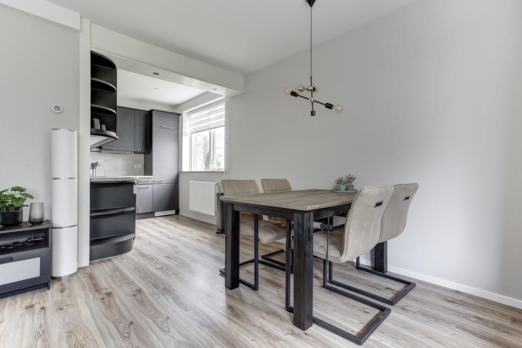 Weegbreestraat 112 , 2153 EE Nieuw-vennep