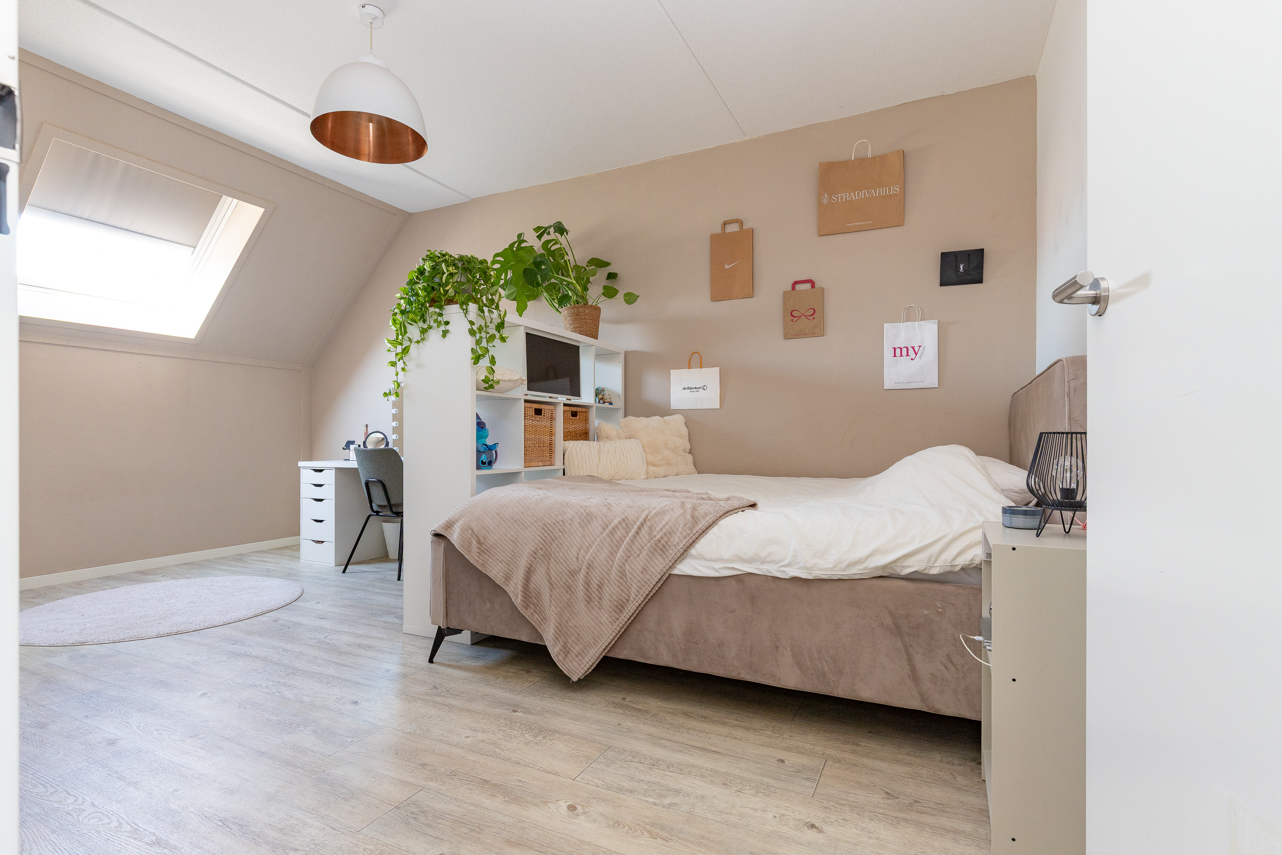 Hoofdweg 1289 , 2151 MA Nieuw-vennep