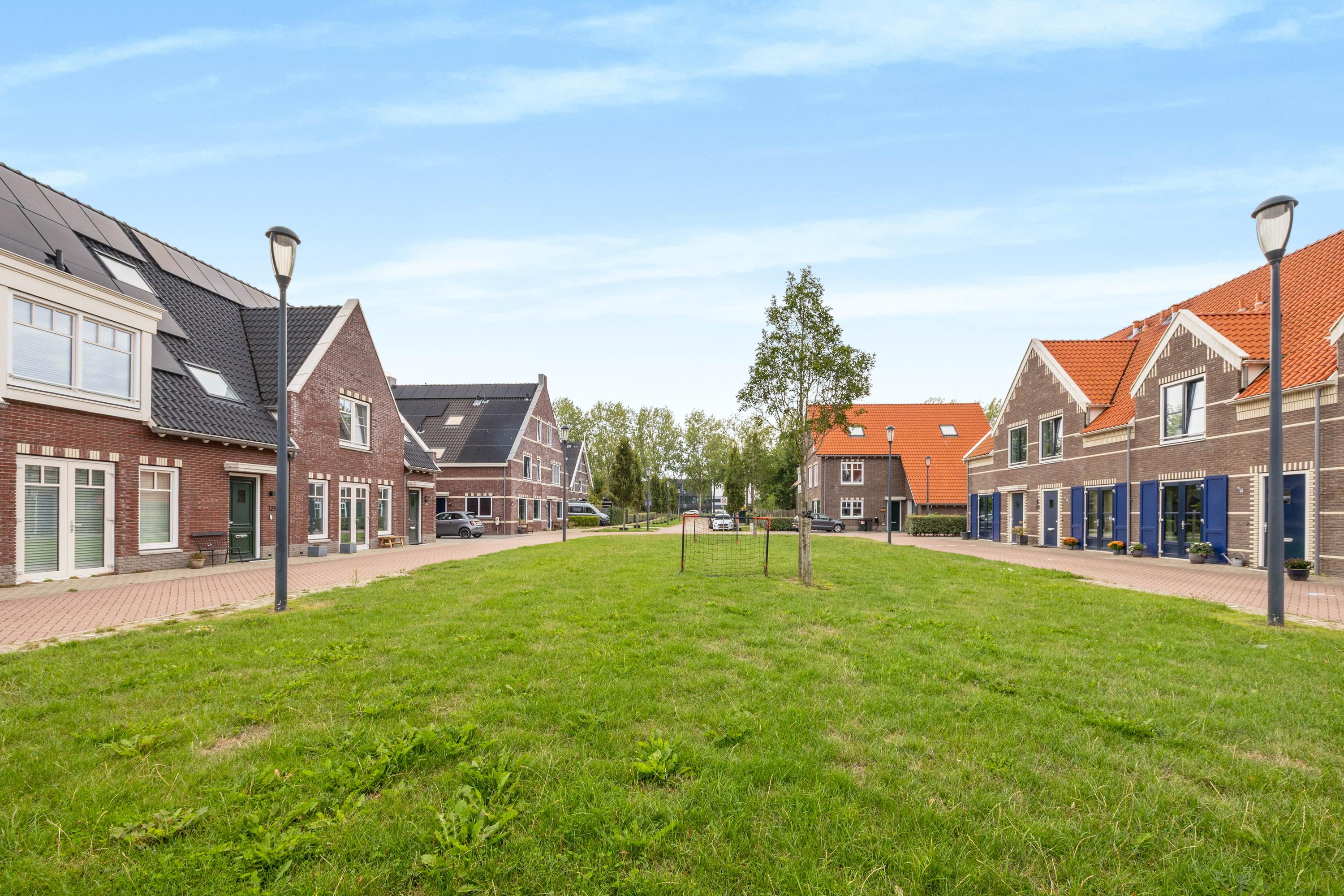 Hoofdweg 1289 , 2151 MA Nieuw-vennep