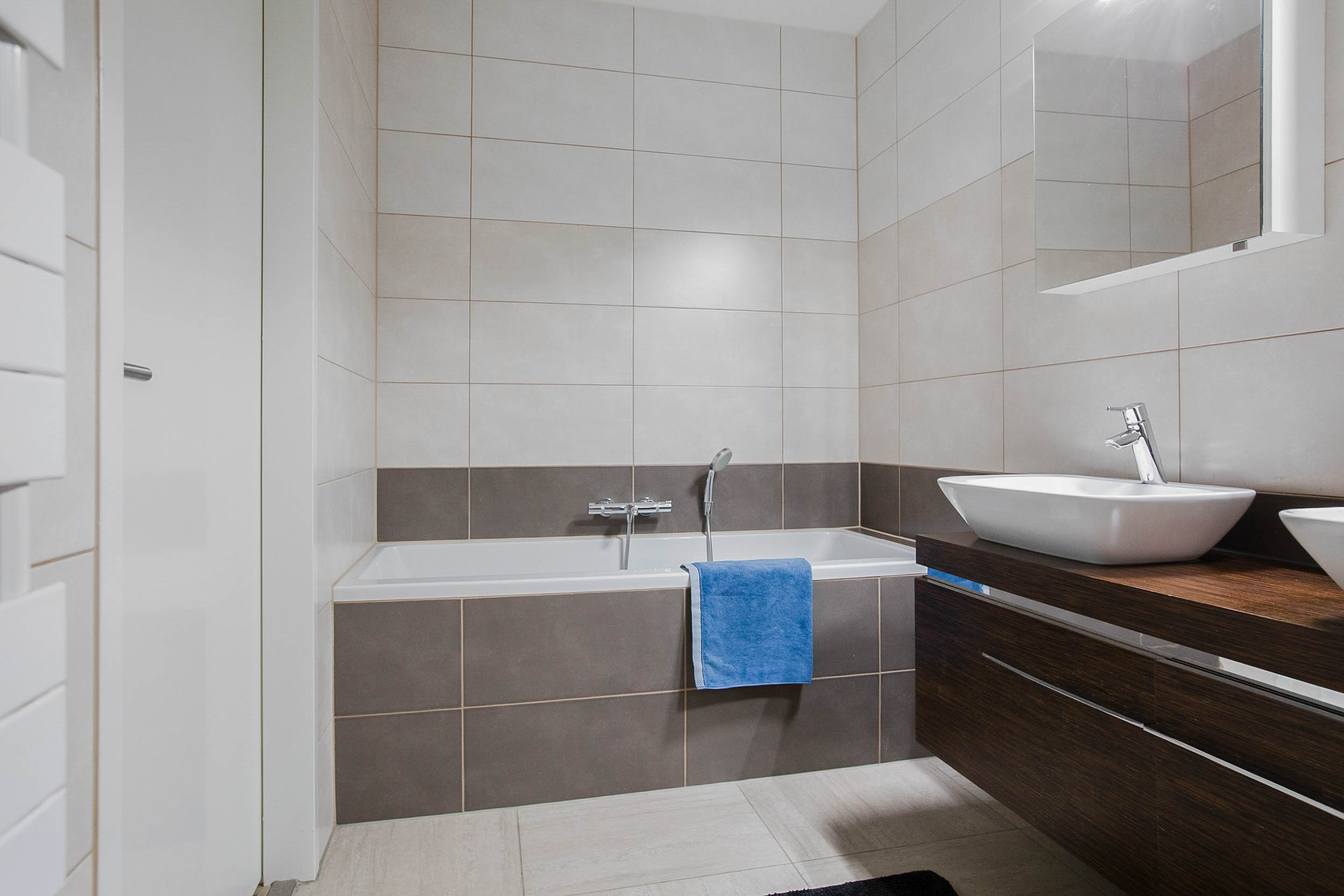 Hoofdweg 701 , 2131 BD Hoofddorp