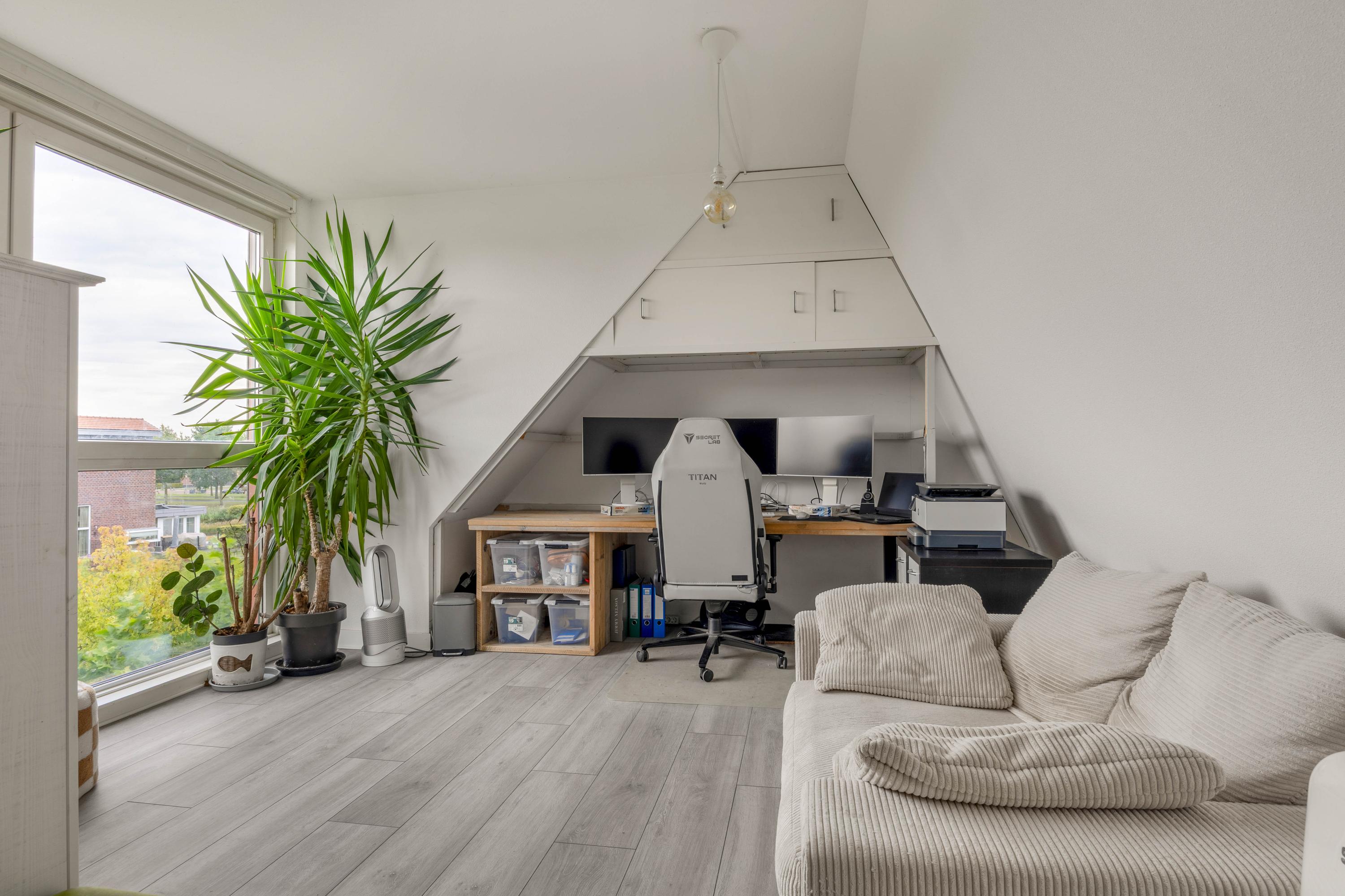 Paros 17 , 2134 AP Hoofddorp